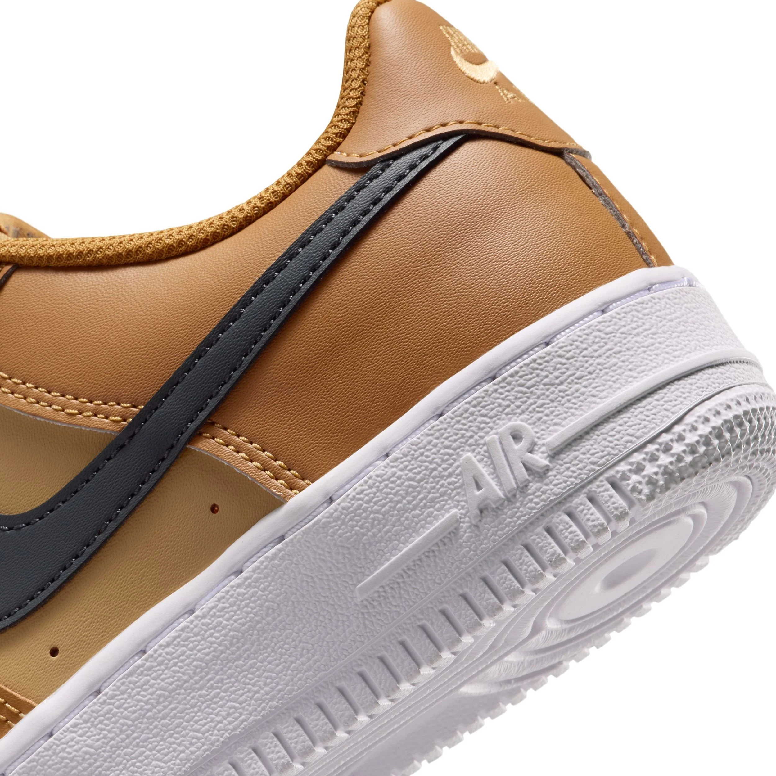 Air Force 1 (Big Kid) - Image 8