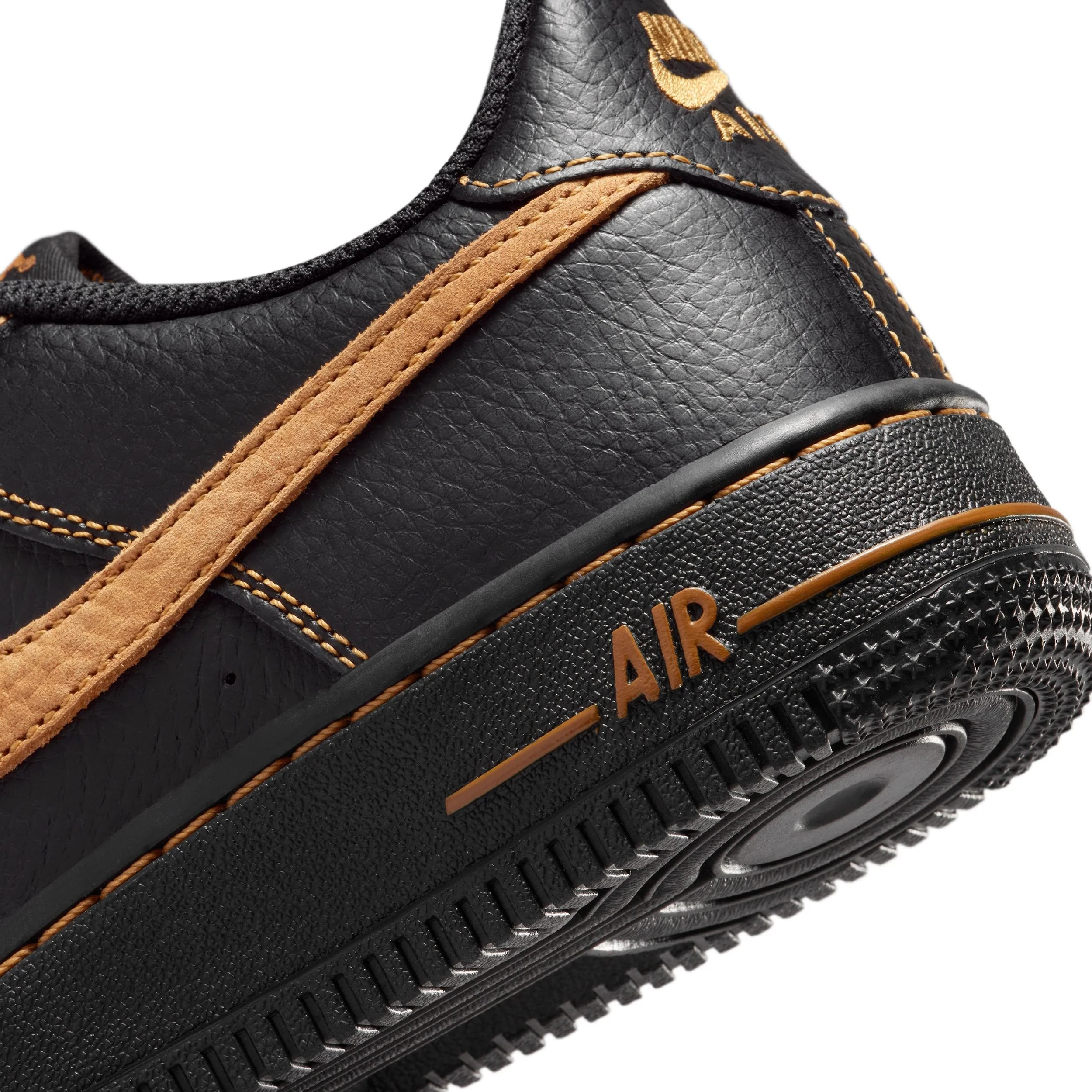 Air Force 1 Le (Big Kid) - Image 8