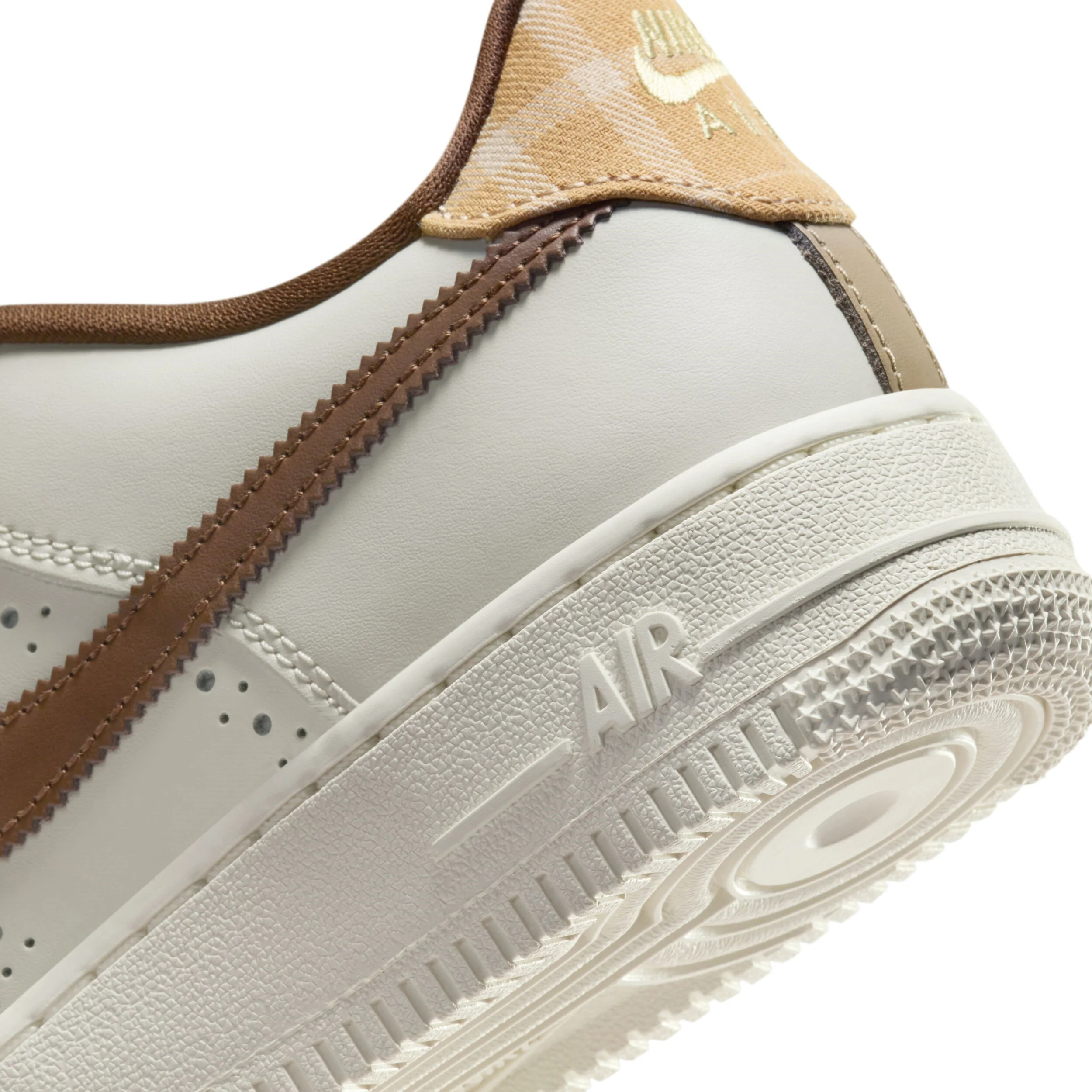 Air Force 1 Lv8 (Big Kid) - Image 8