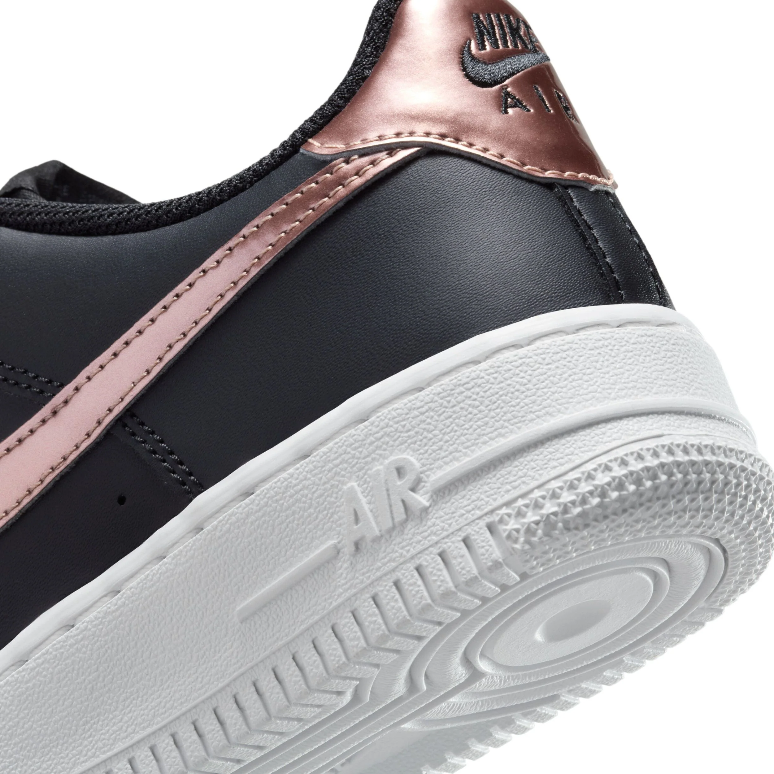 Air Force 1 Se (Big Kid) - Image 8
