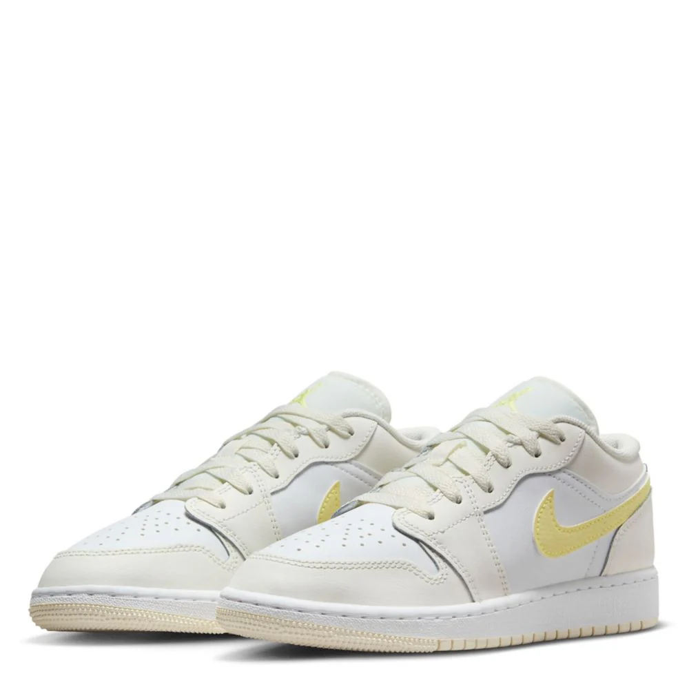 Air Jordan 1 Low (Big Kid) - Image 2