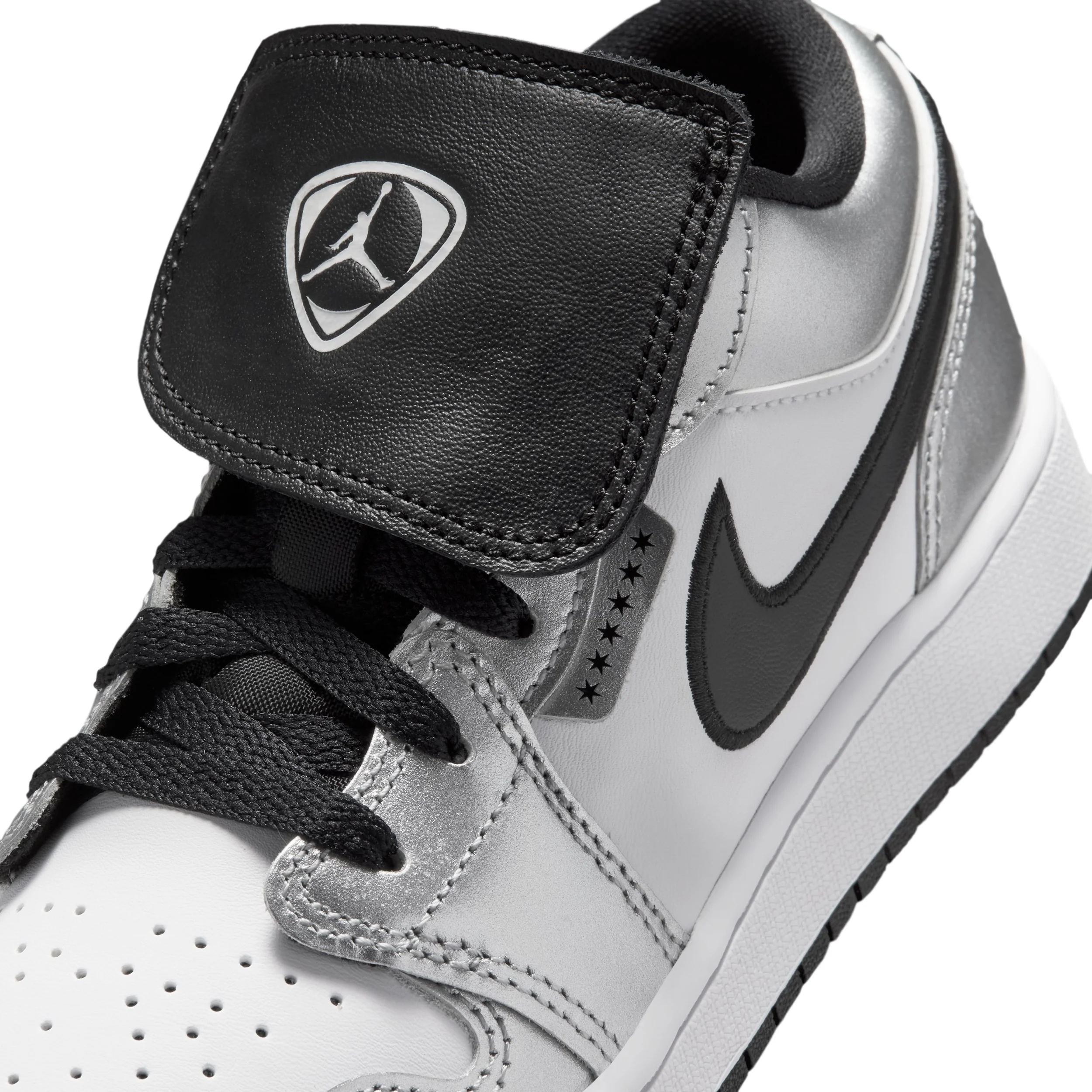 Air Jordan 1 Low (Big Kid) - Image 7