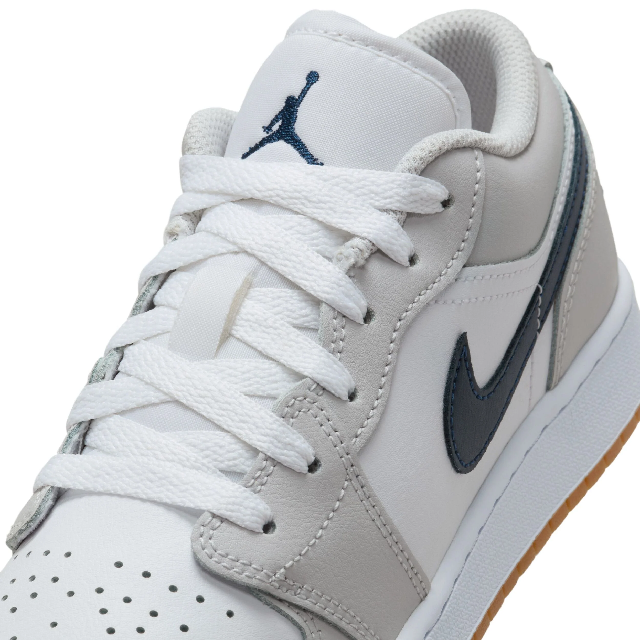 Air Jordan 1 Low (Big Kid) - Image 7