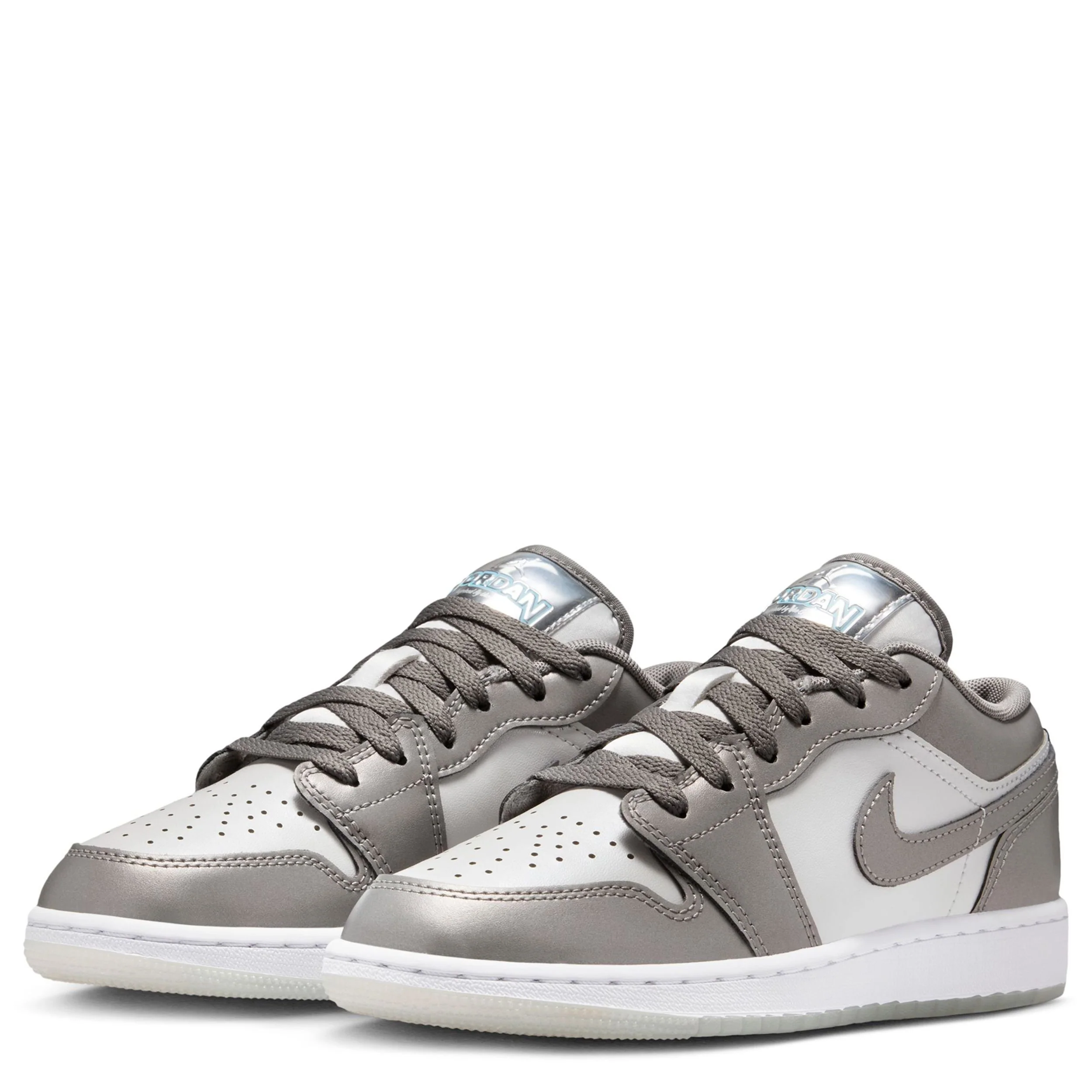 Air Jordan 1 Low Og (Big Kid) - Image 3