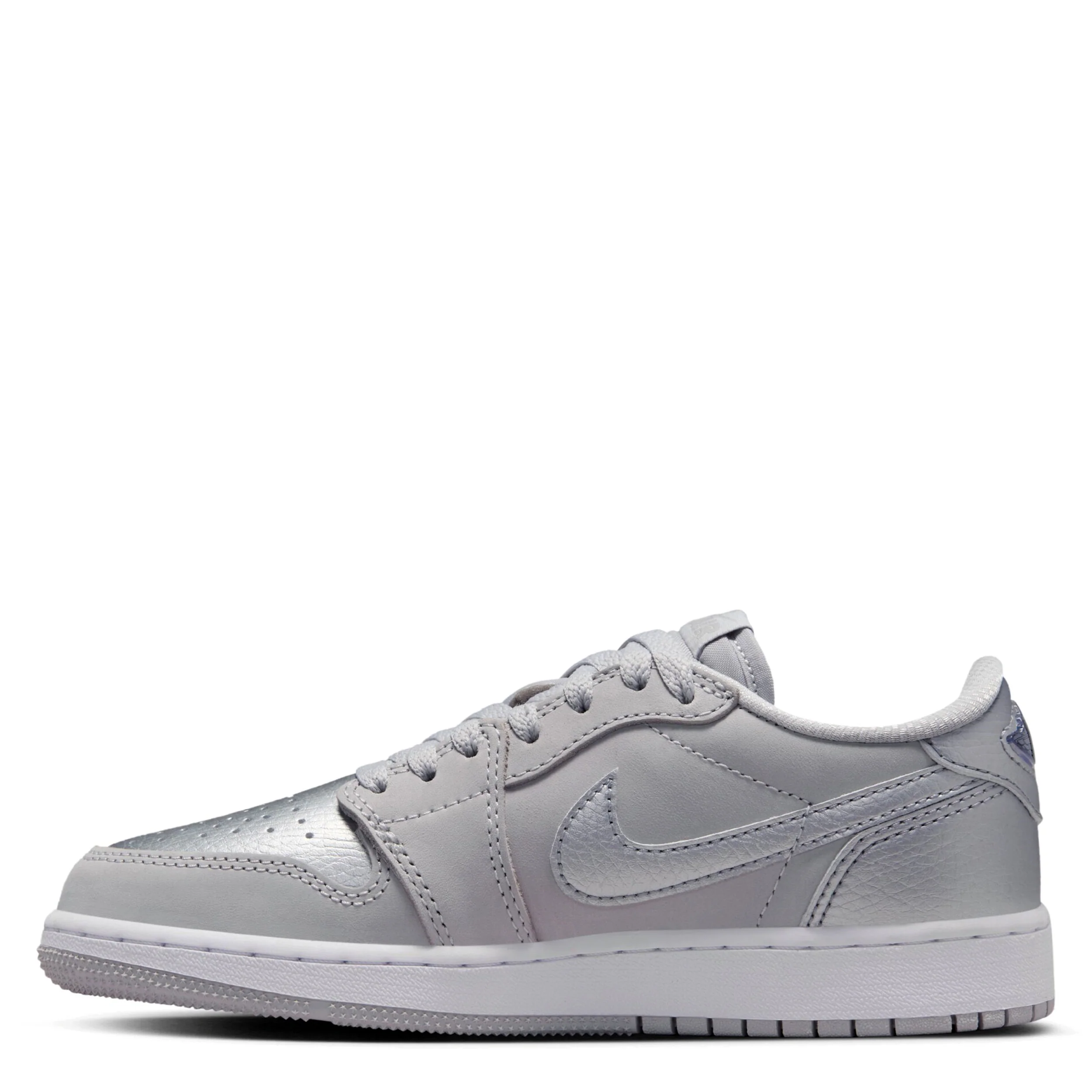Air Jordan 1 Low Og (Big Kid) - Image 3