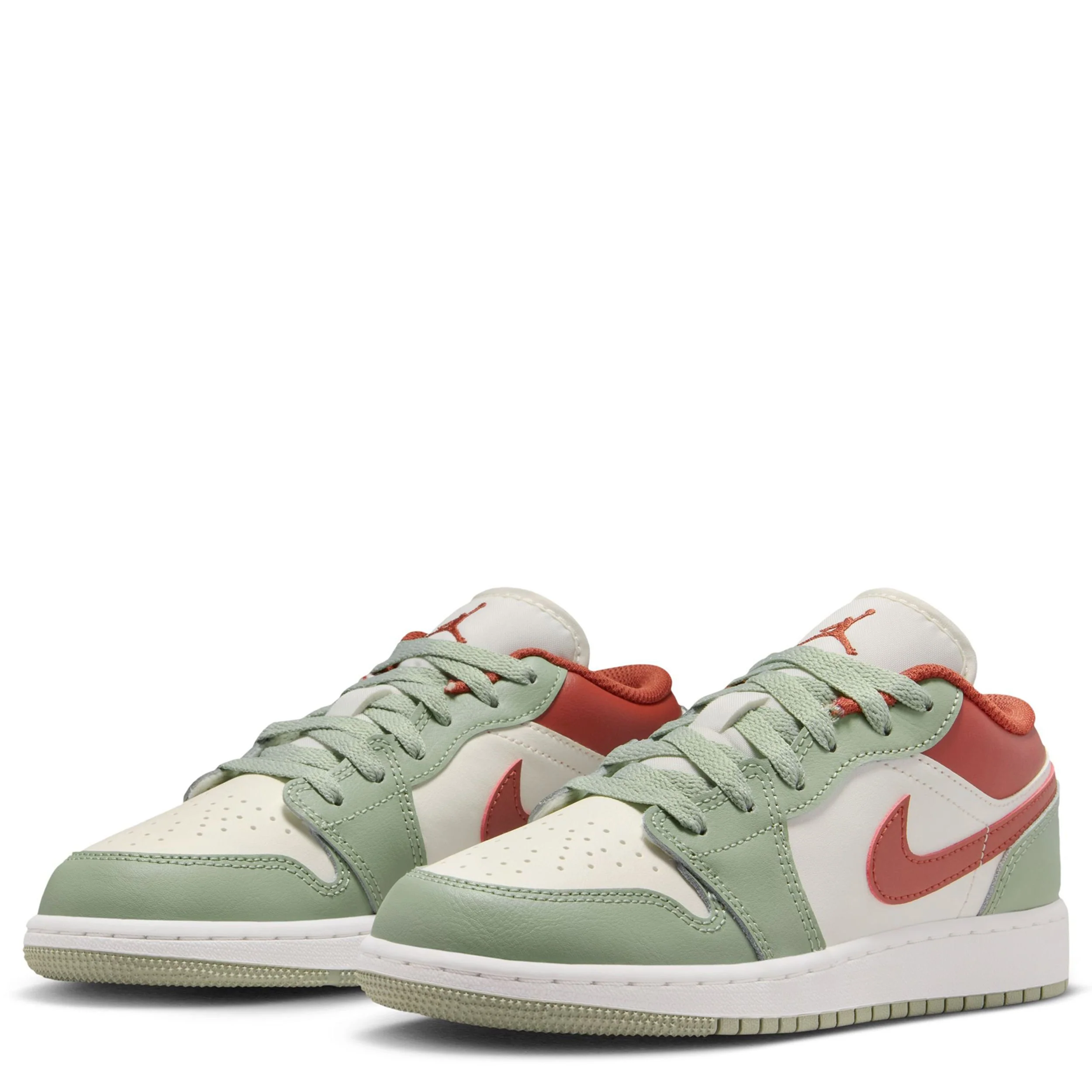 Air Jordan 1 Low Og (Big Kid) - Image 3