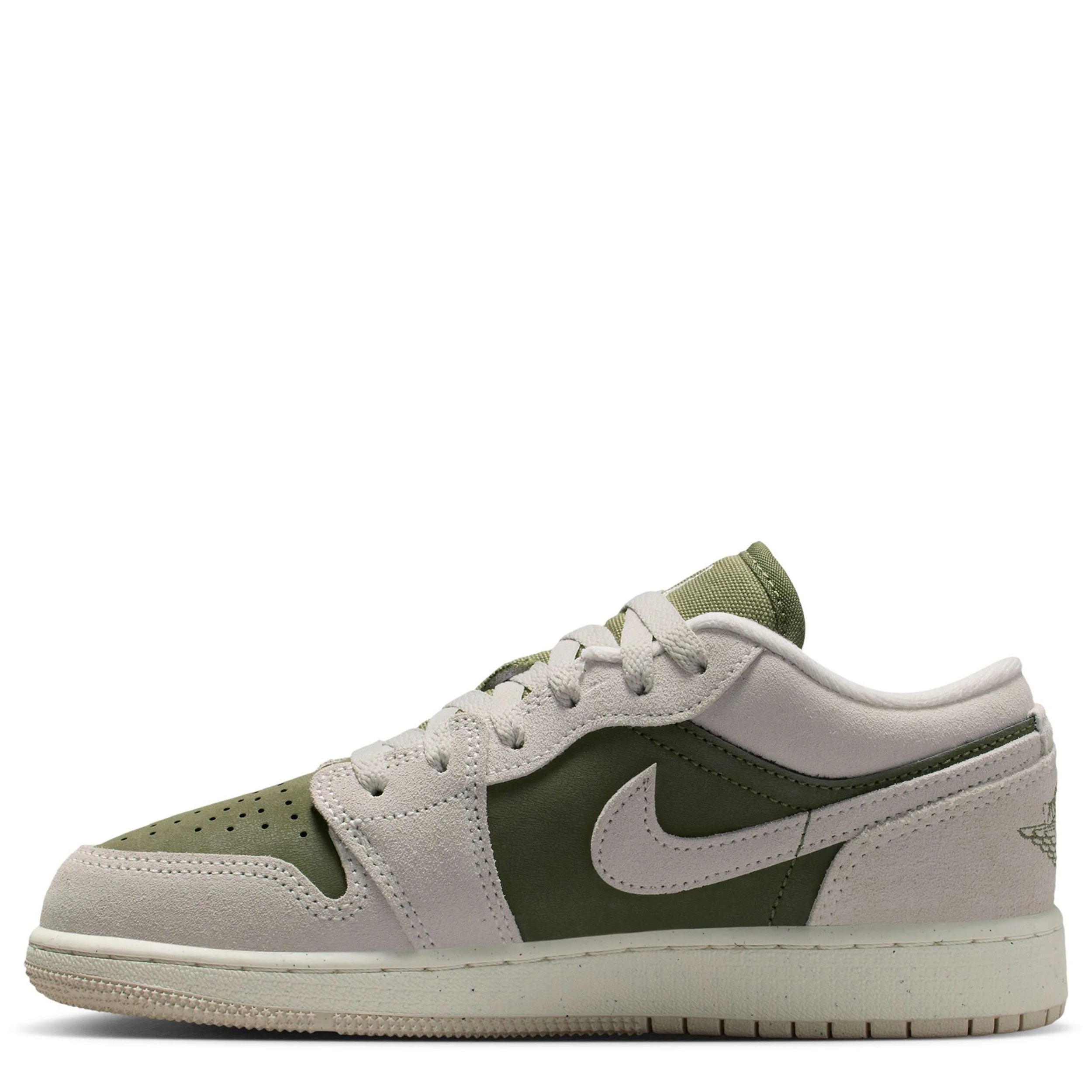 Air Jordan 1 Low Og (Big Kid) - Image 2