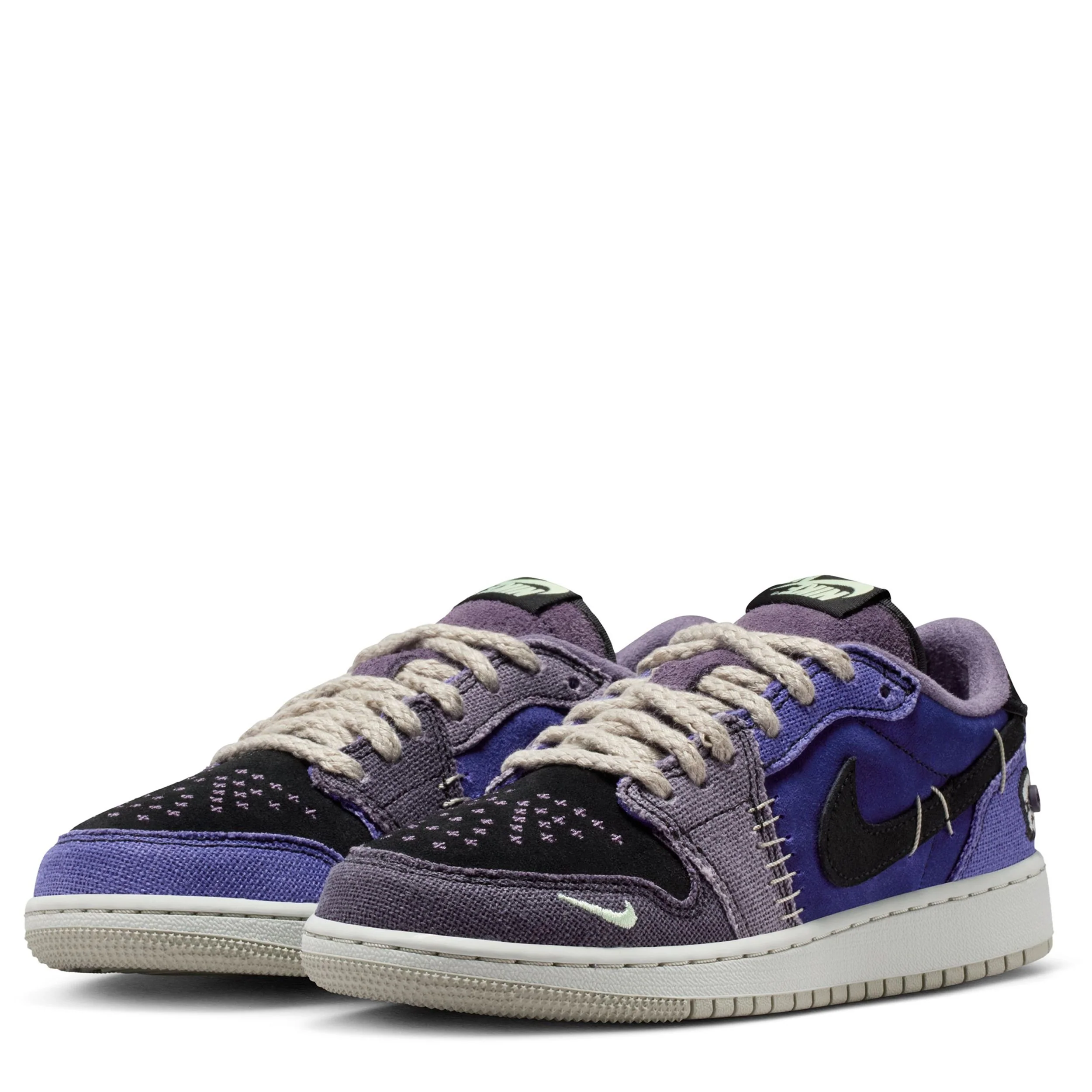 Air Jordan 1 Low Og (Big Kid) - Image 3