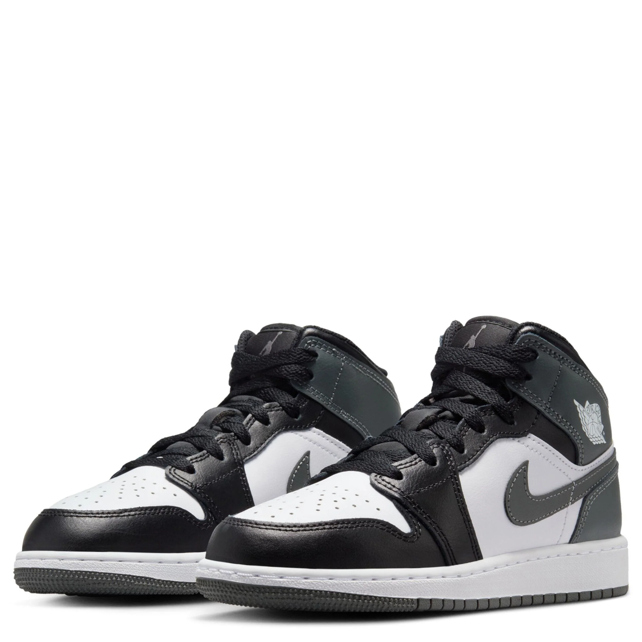 Air Jordan 1 Mid (Big Kid) - Image 3