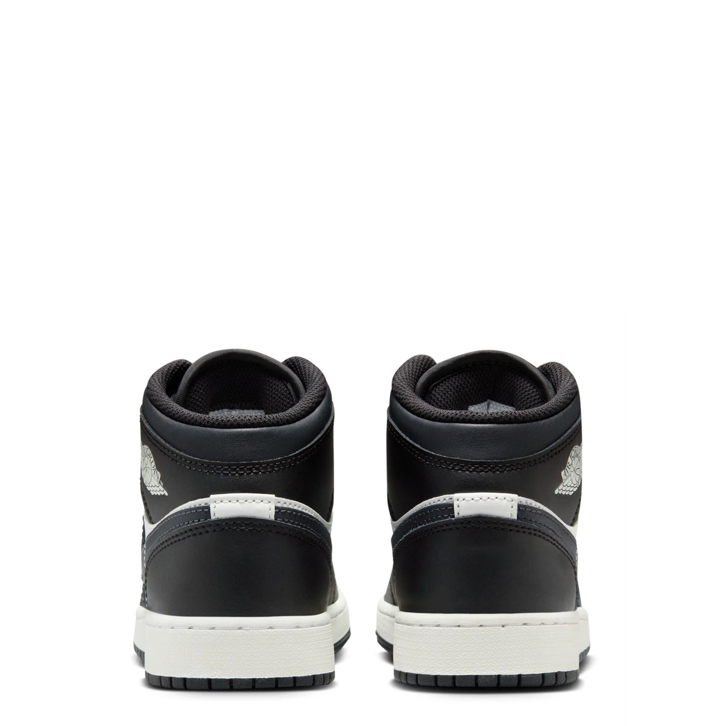 Air Jordan 1 Mid (Big Kid) - Image 4
