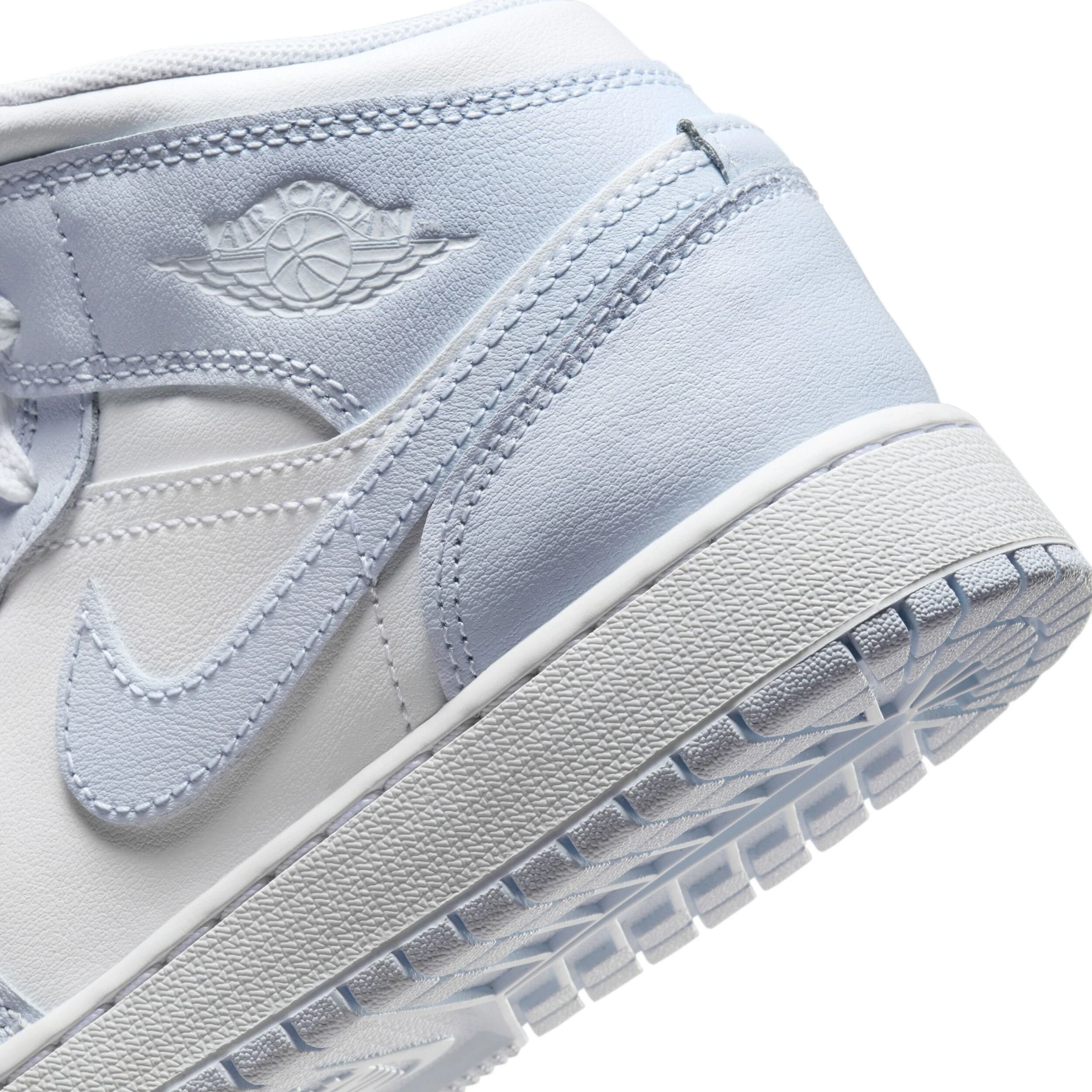 Air Jordan 1 Mid (Big Kid) - Image 8