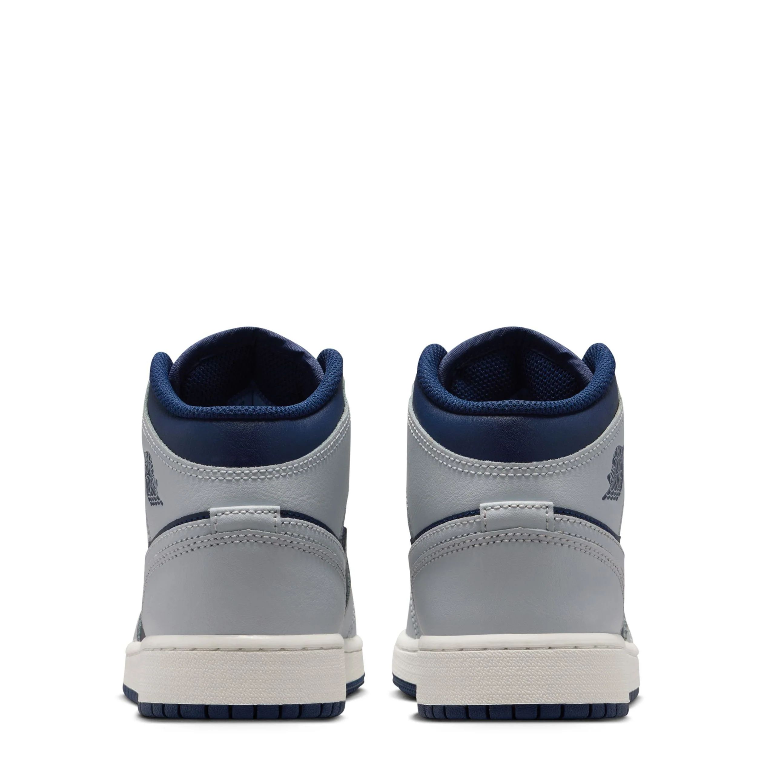 Air Jordan 1 Mid (Big Kid) - Image 4