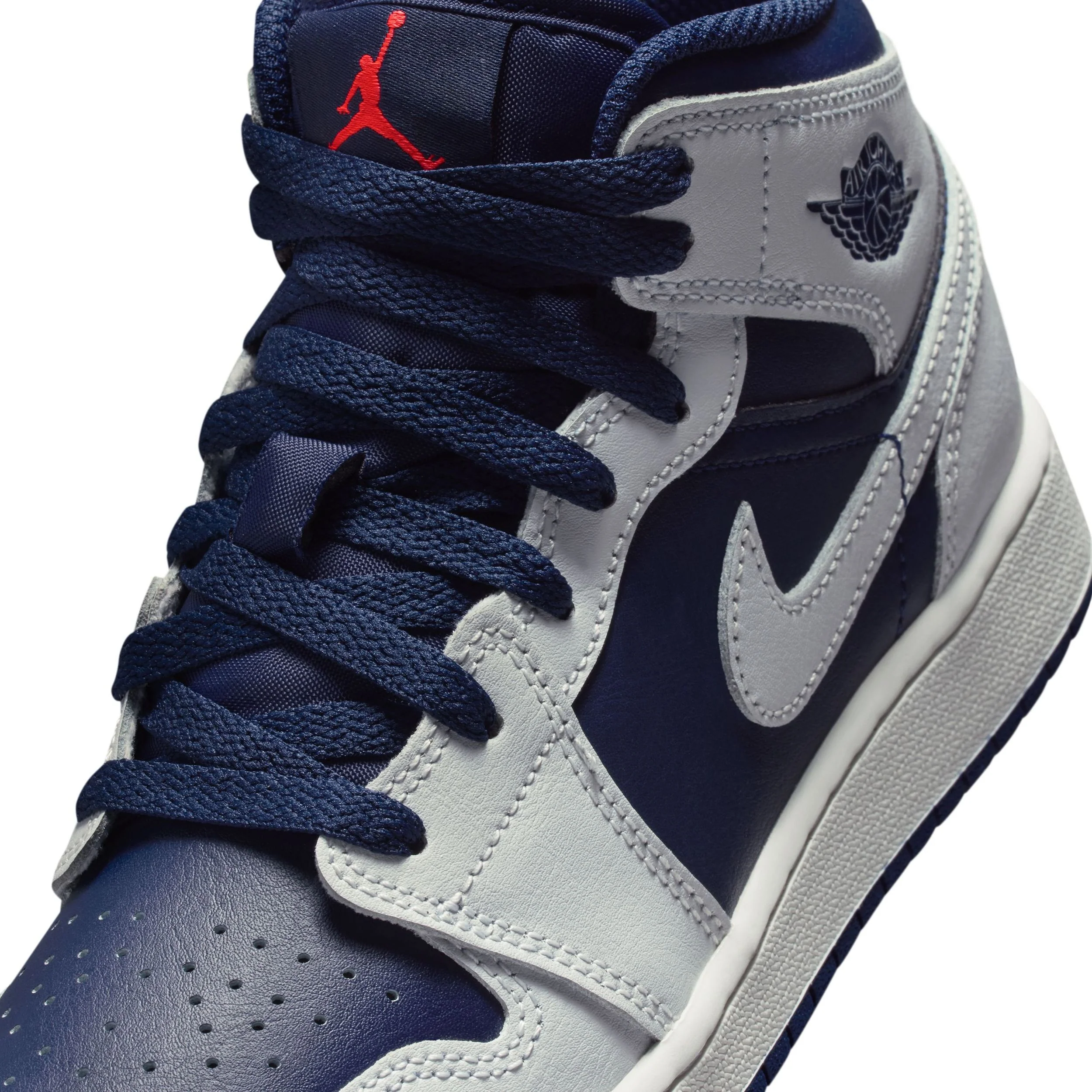 Air Jordan 1 Mid (Big Kid) - Image 7
