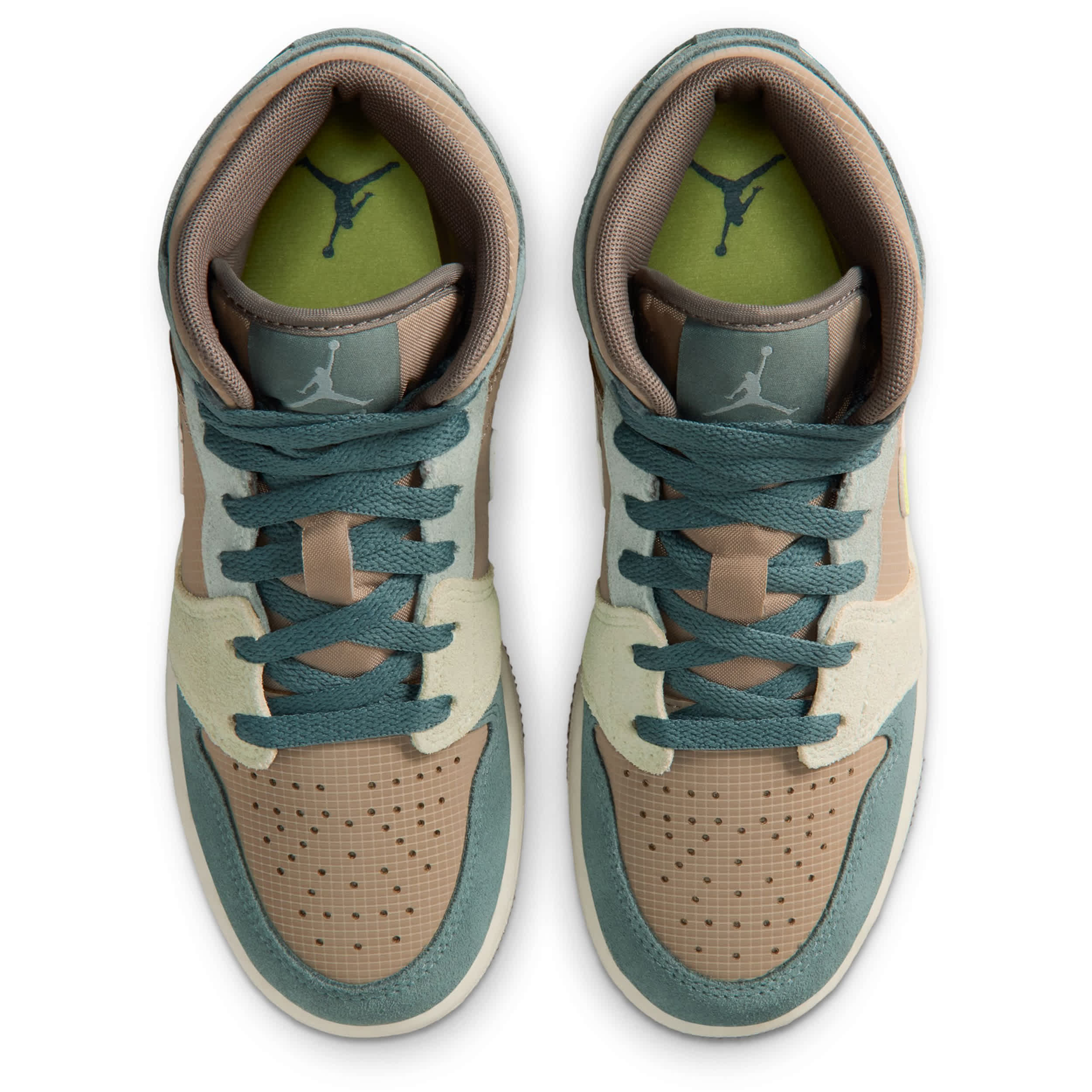 Air Jordan 1 Mid (Big Kid) - Image 5