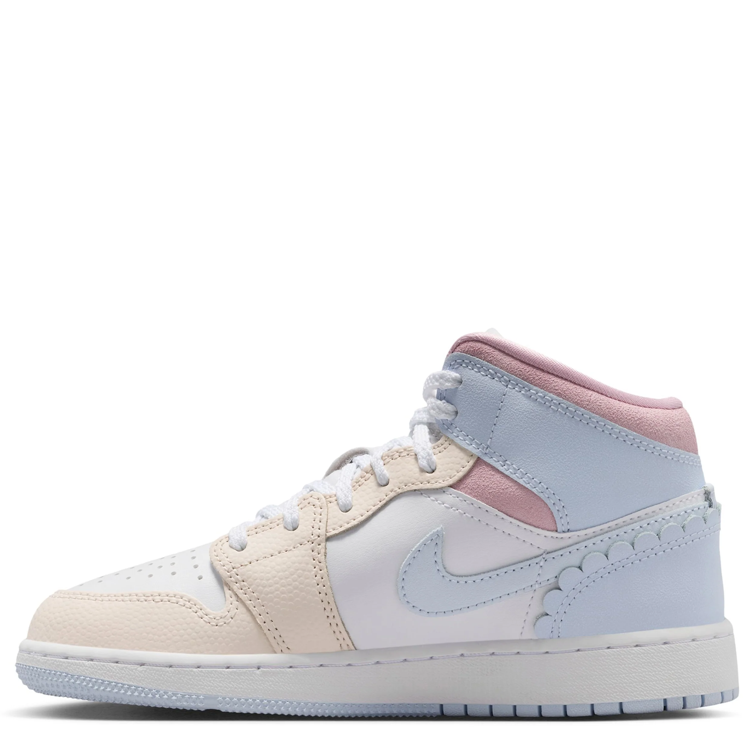 Air Jordan 1 Mid (Big Kid) - Image 2