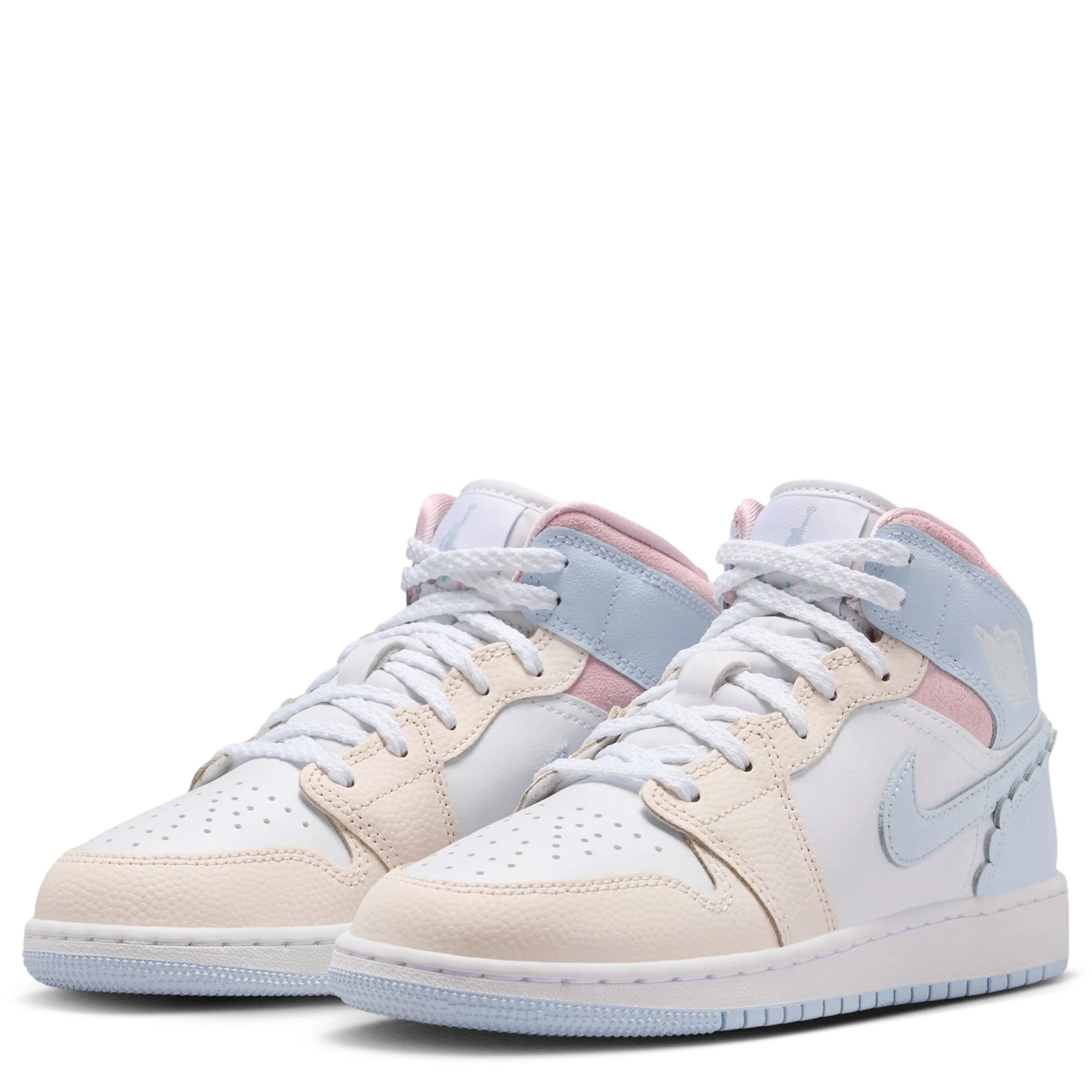 Air Jordan 1 Mid (Big Kid) - Image 3