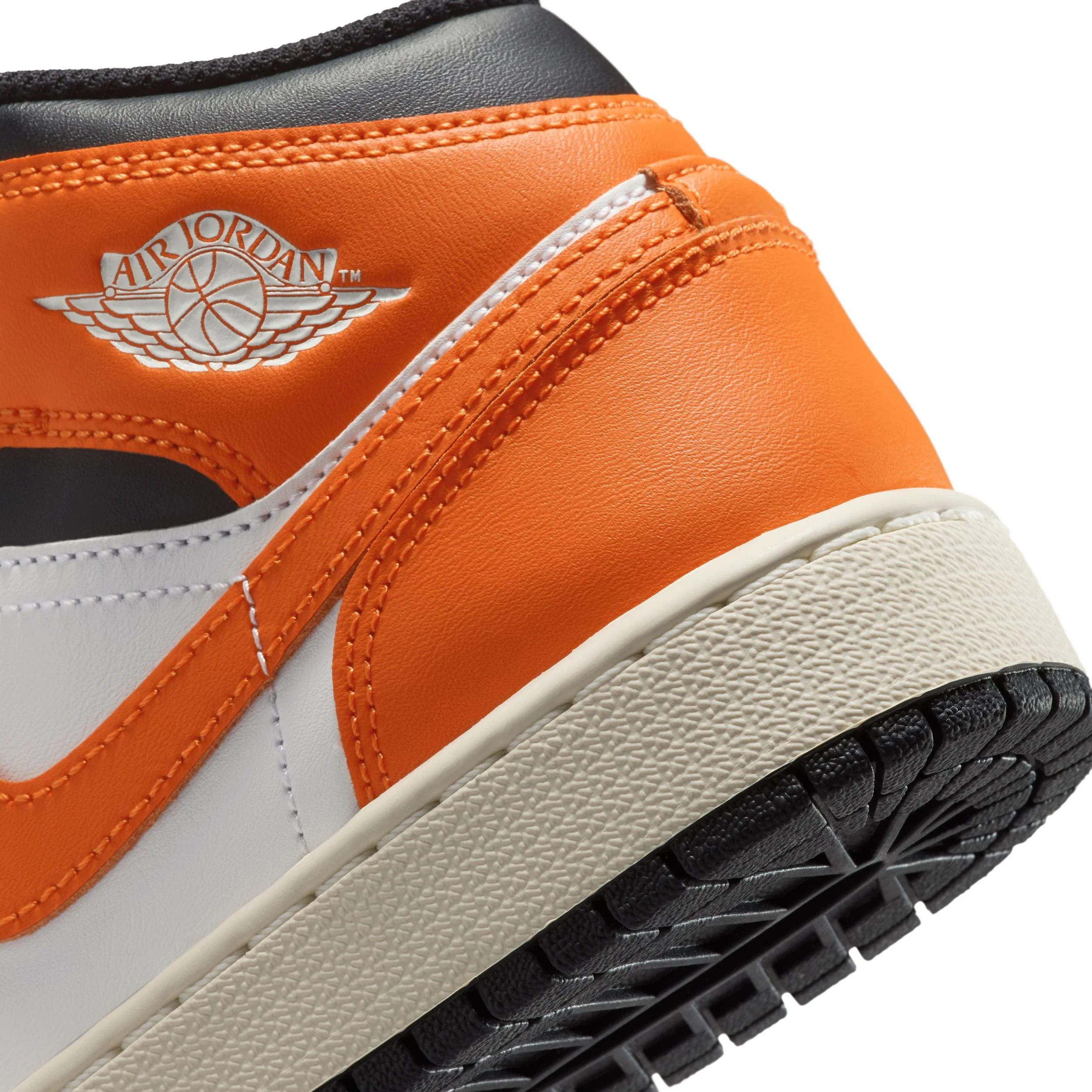 Air Jordan 1 Mid (Big Kid) - Image 8