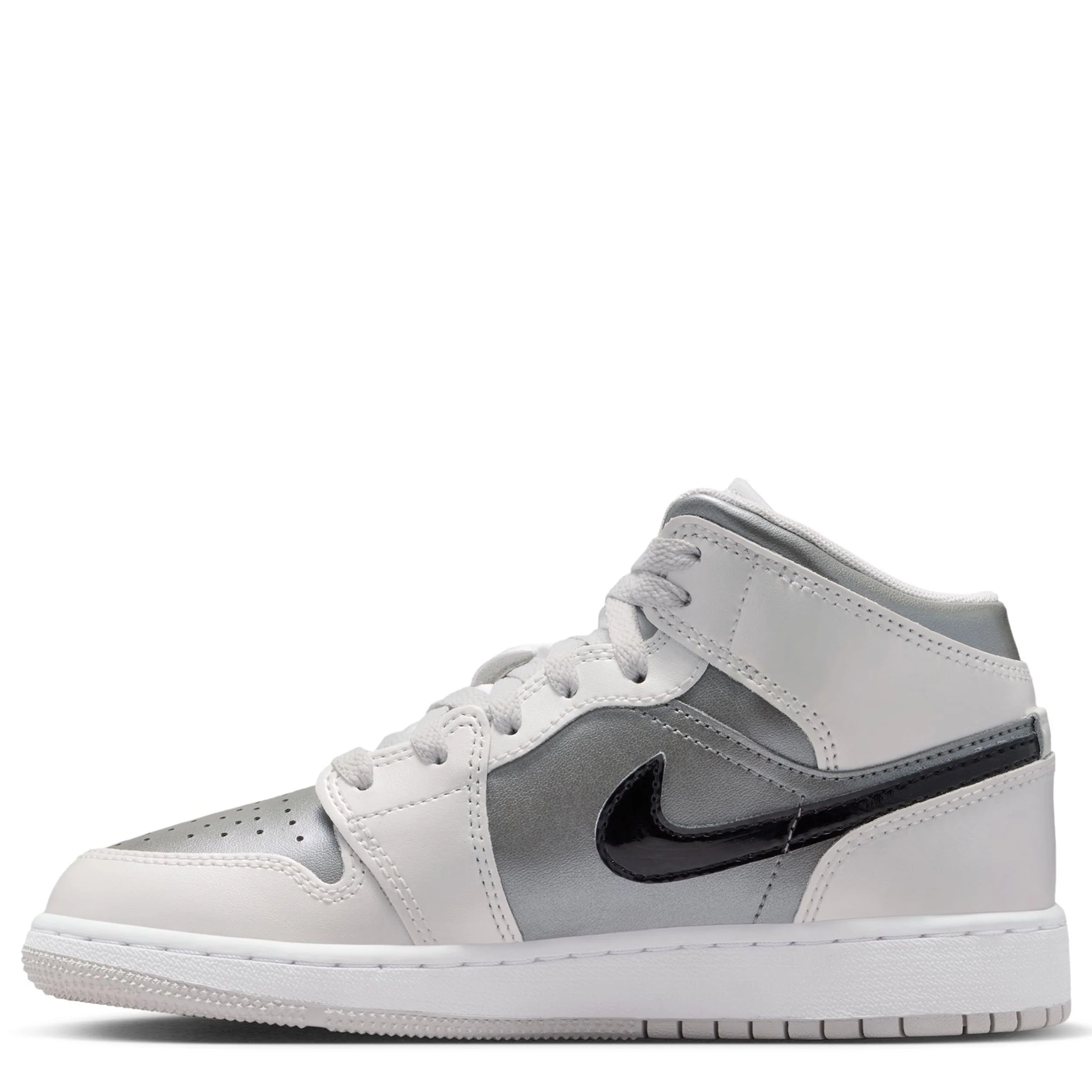 Air Jordan 1 Mid (Big Kid) - Image 2
