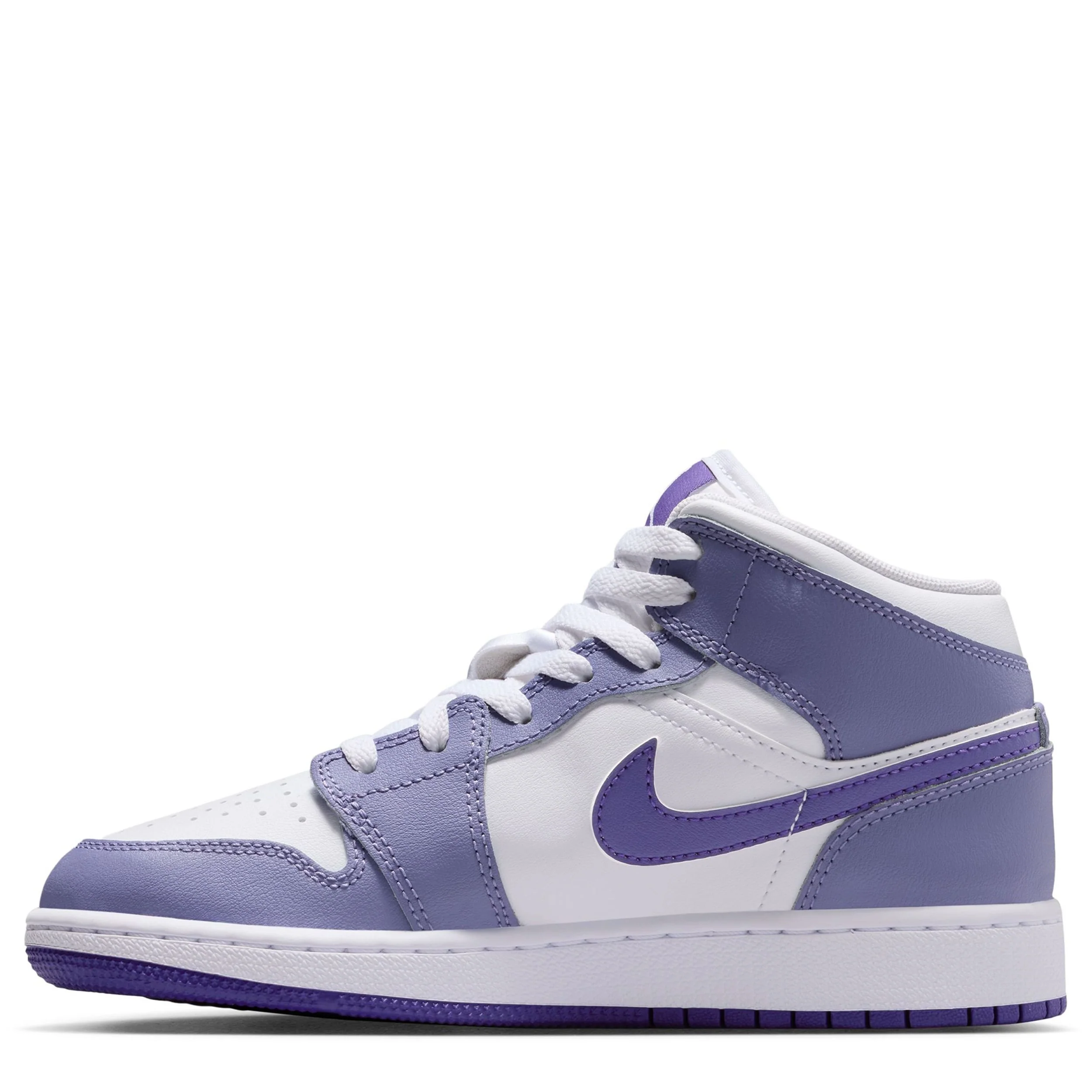 Air Jordan 1 Mid (Big Kid) - Image 2