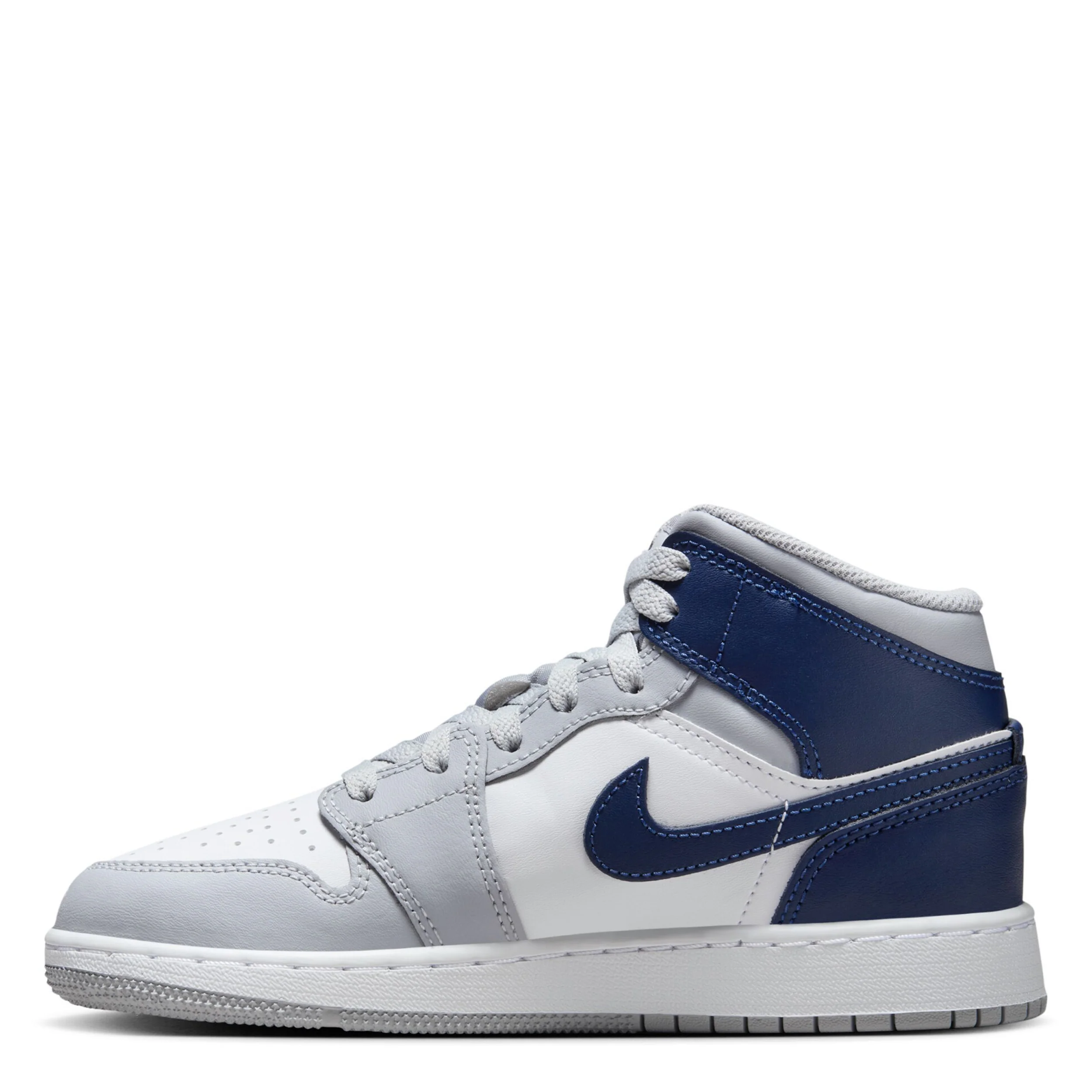 Air Jordan 1 Mid (Big Kid) - Image 2