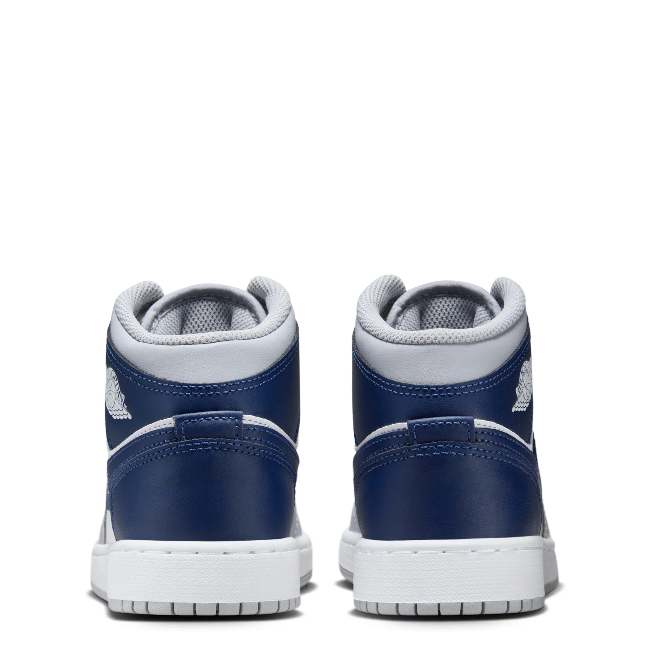 Air Jordan 1 Mid (Big Kid) - Image 4