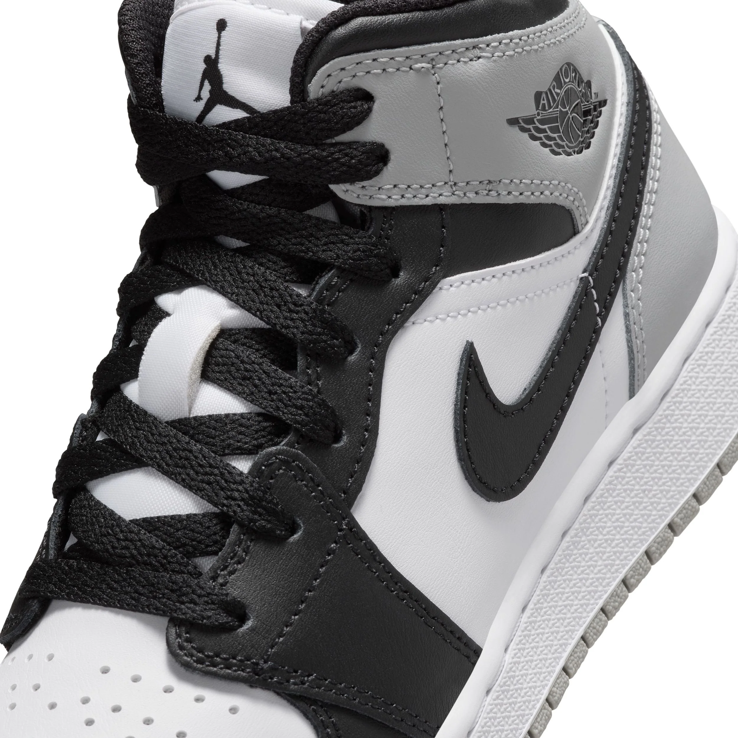 Air Jordan 1 Mid (Big Kid) - Image 7