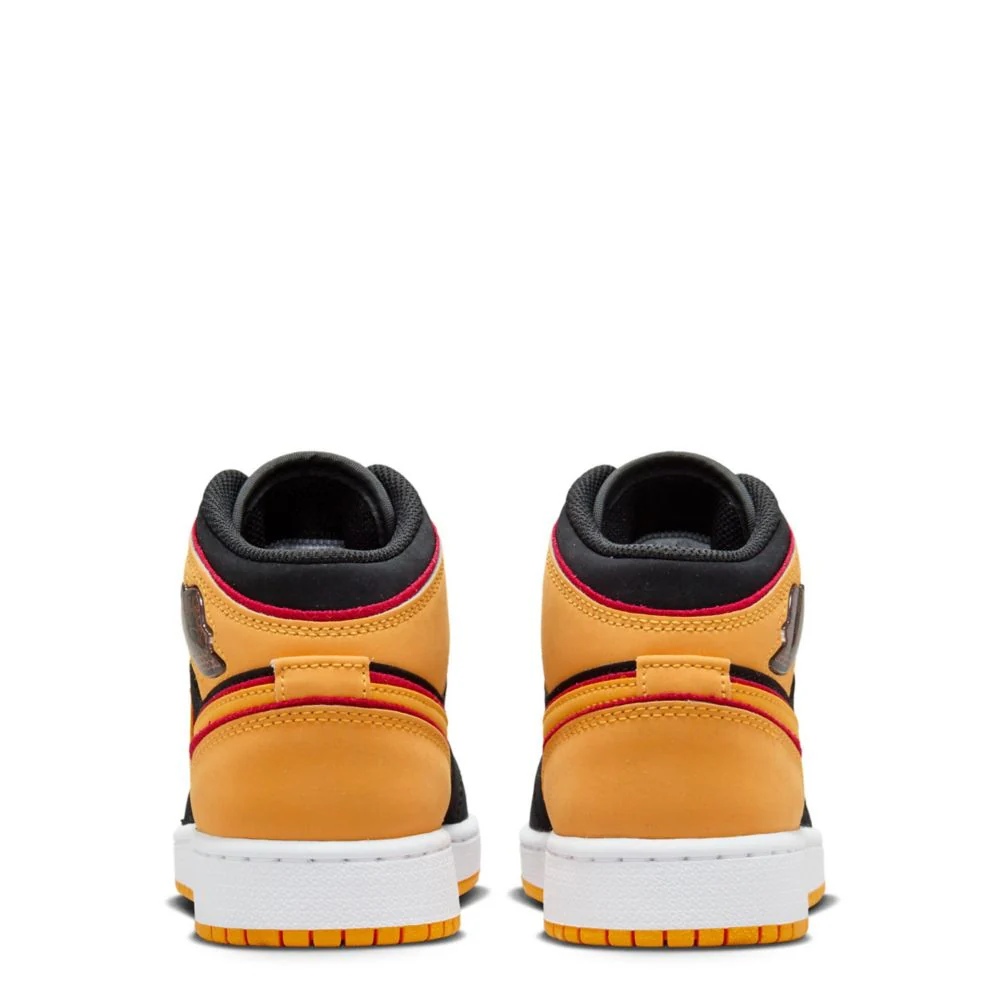 Air Jordan 1 Mid Se (Big Kid) - Image 4