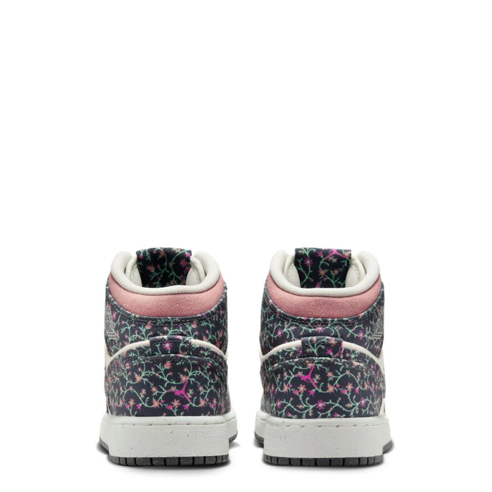 Air Jordan 1 Mid Se (Big Kid) - Image 4