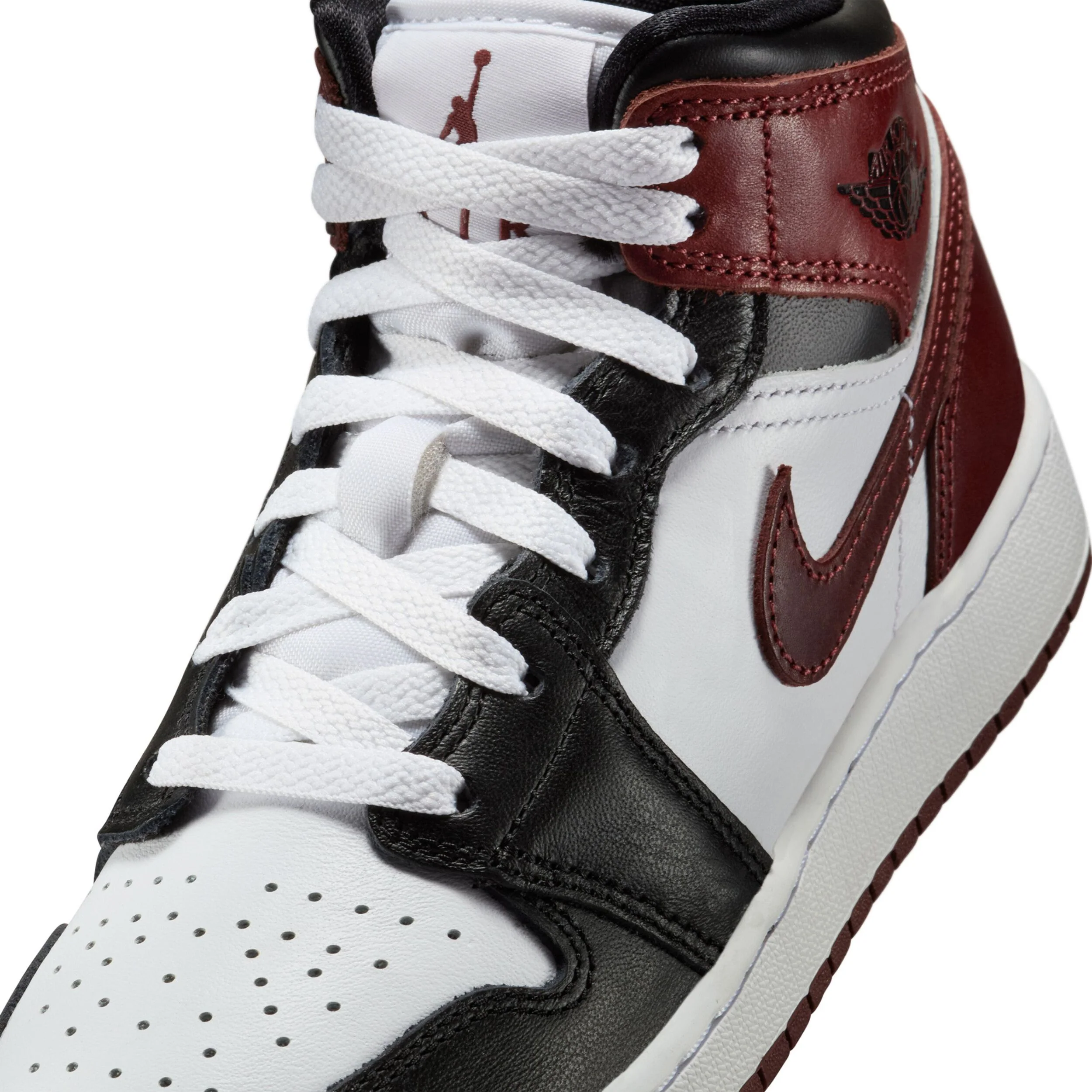 Air Jordan 1 Mid Se (Big Kid) - Image 7