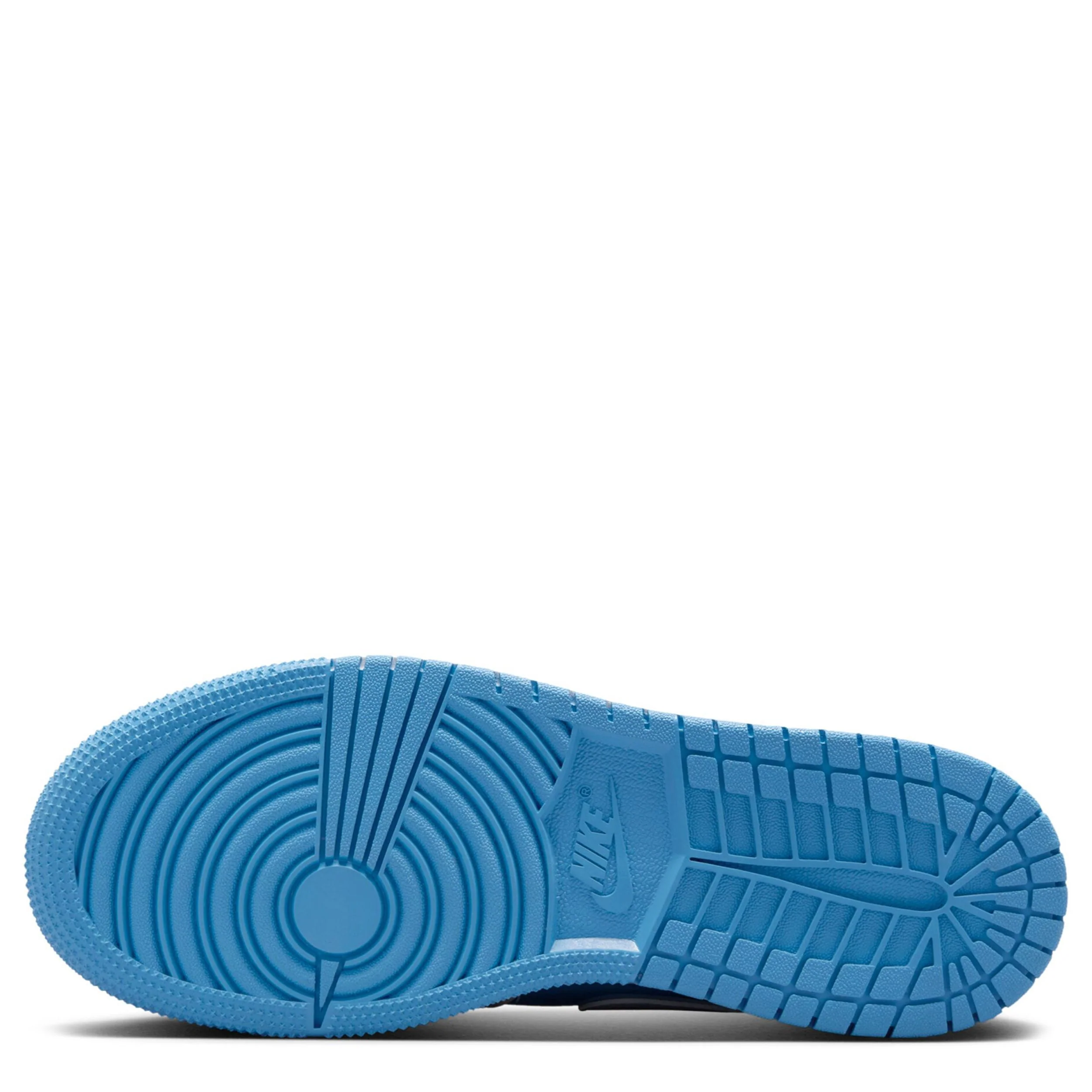 Air Jordan 1 Mid Se (Big Kid) - Image 6