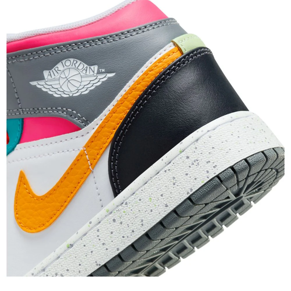 Air Jordan 1 Mid Se (Big Kid) - Image 8