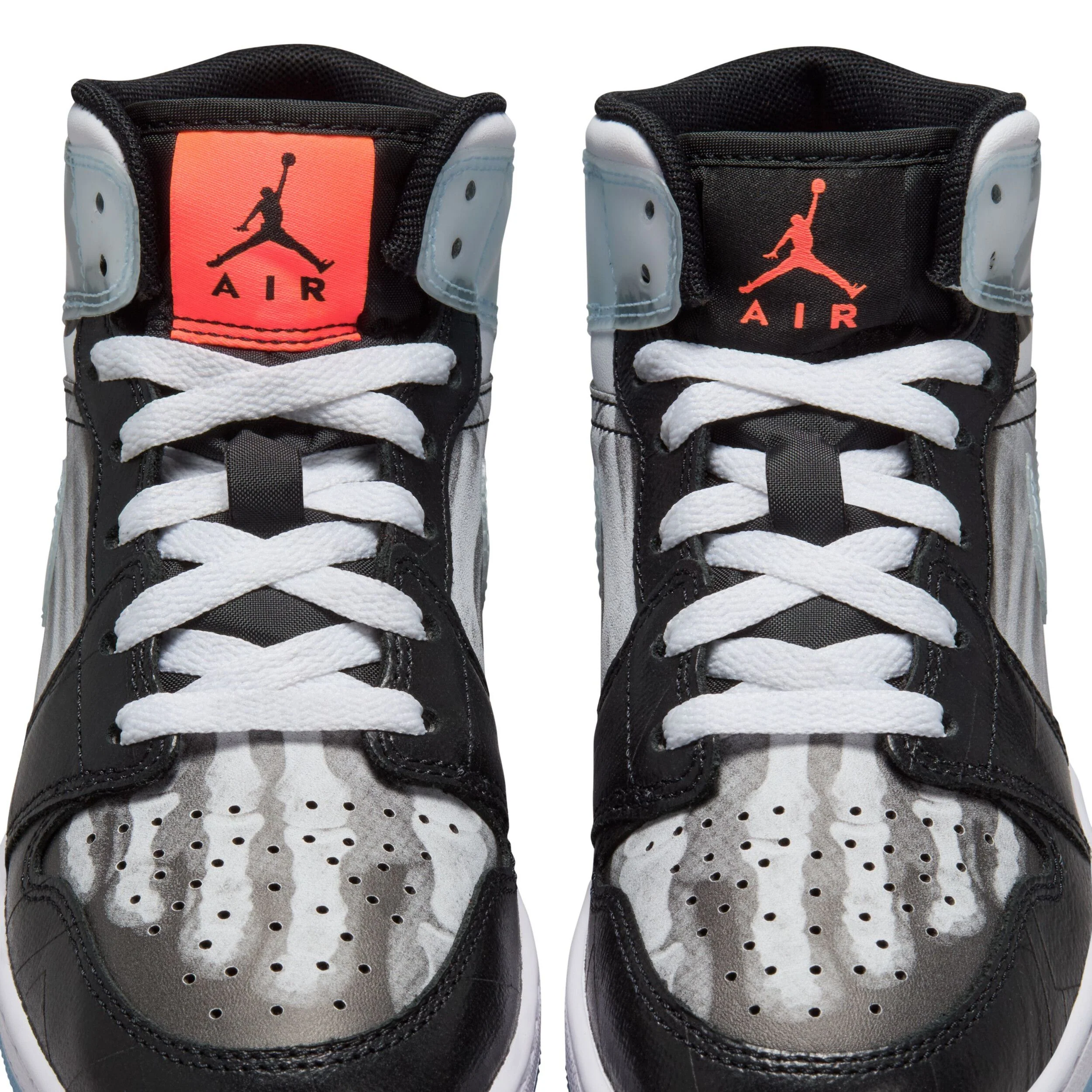 Air Jordan 1 Mid Sneaker School (Big Kid) - Image 9