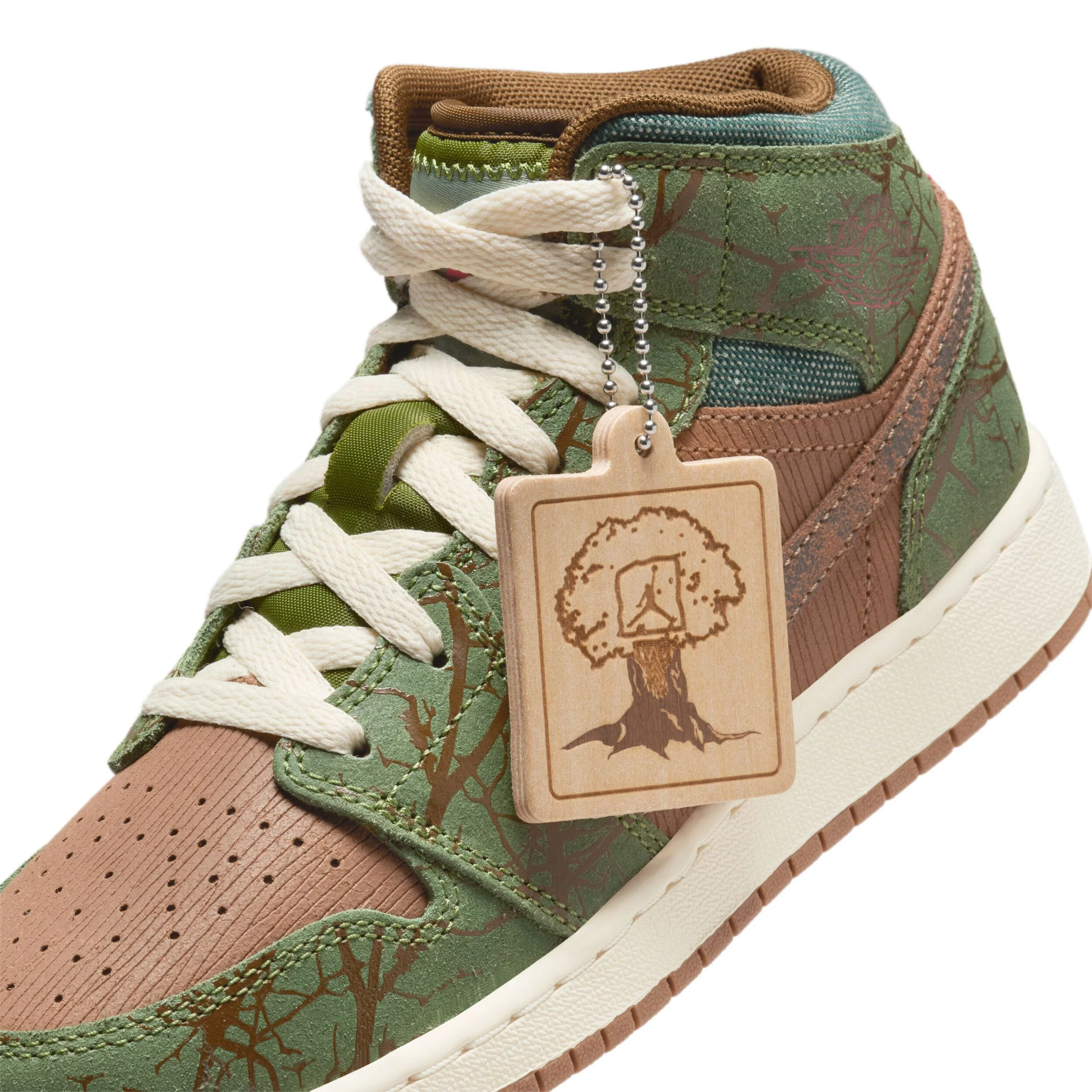 Air Jordan 1 Mid Sneaker School (Big Kid) - Image 7