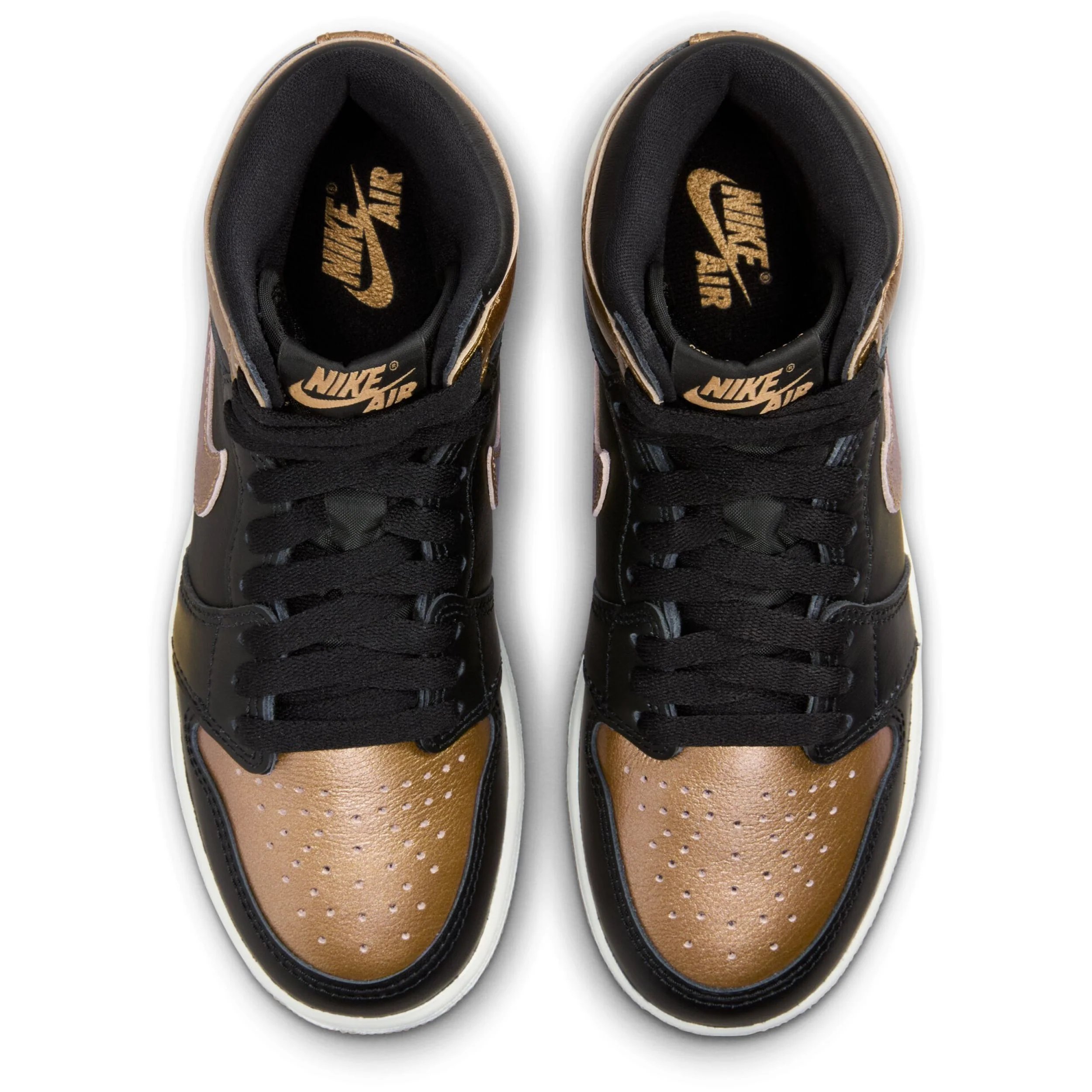 Air Jordan 1 Retro High Og (Big Kid) - Image 5