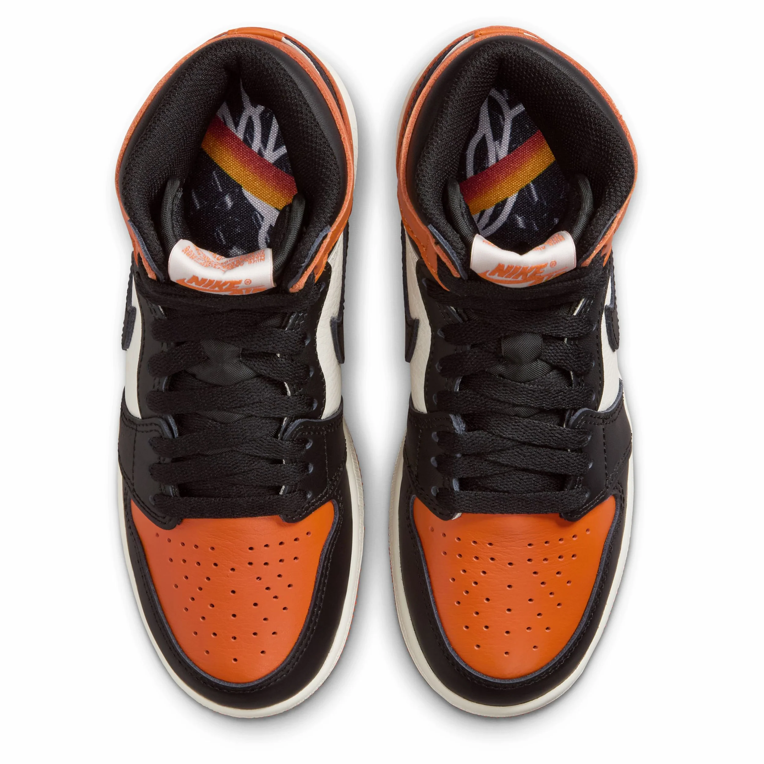Air Jordan 1 Retro High Og (Big Kid) - Image 5