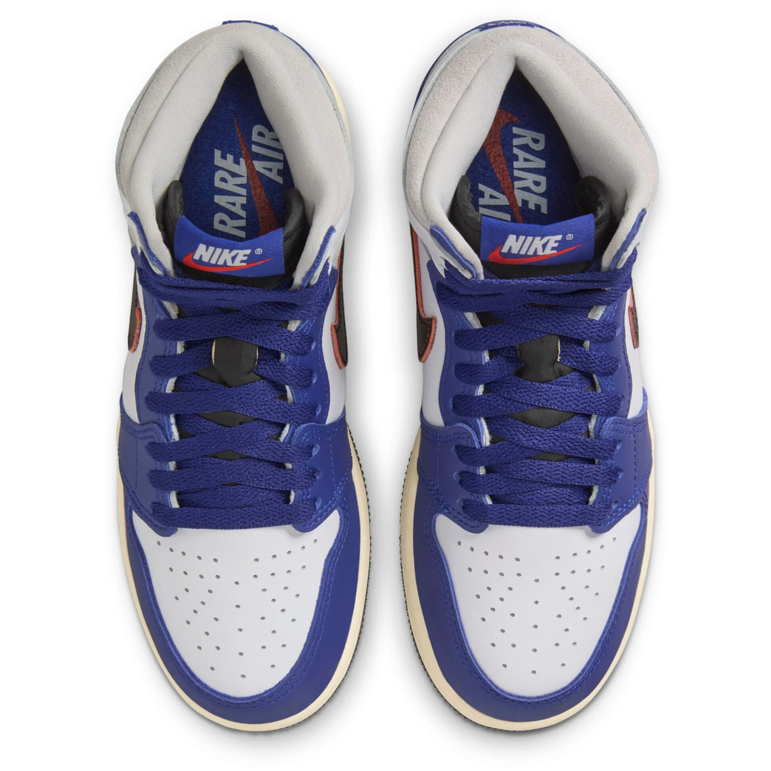 Air Jordan 1 Retro High Og (Big Kid) - Image 5