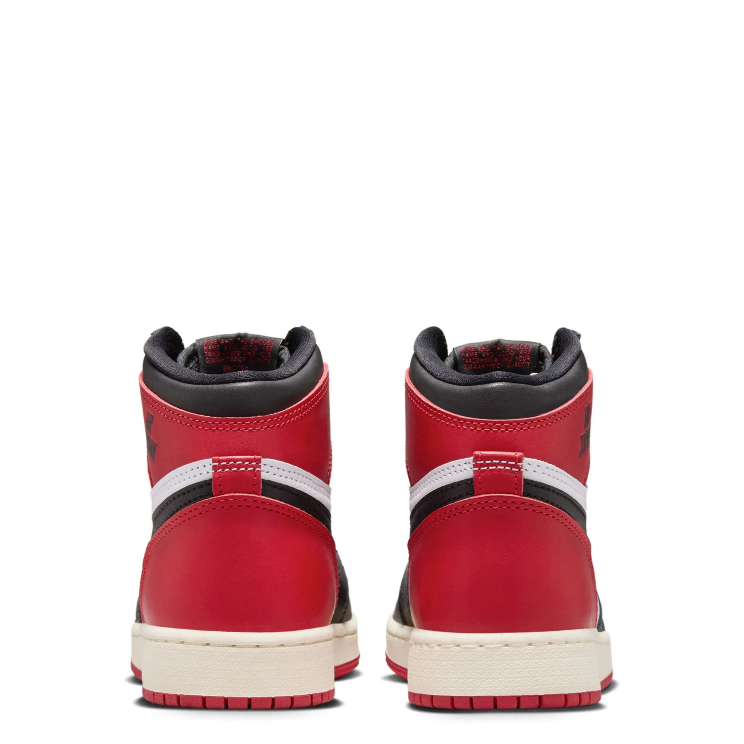 Air Jordan 1 Retro High Og (Big Kid) - Image 4