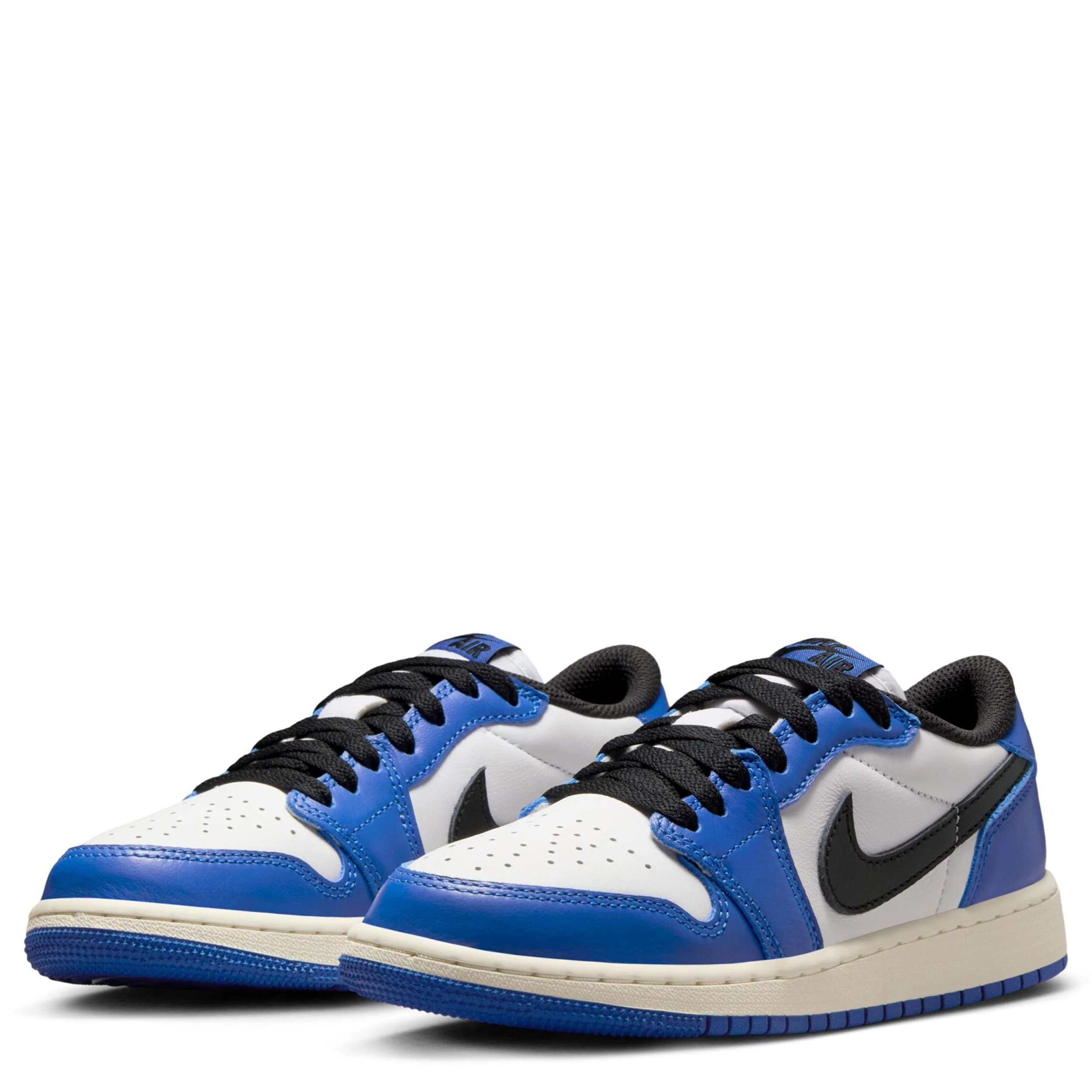 Air Jordan 1 Retro Low (Big Kid) - Image 3