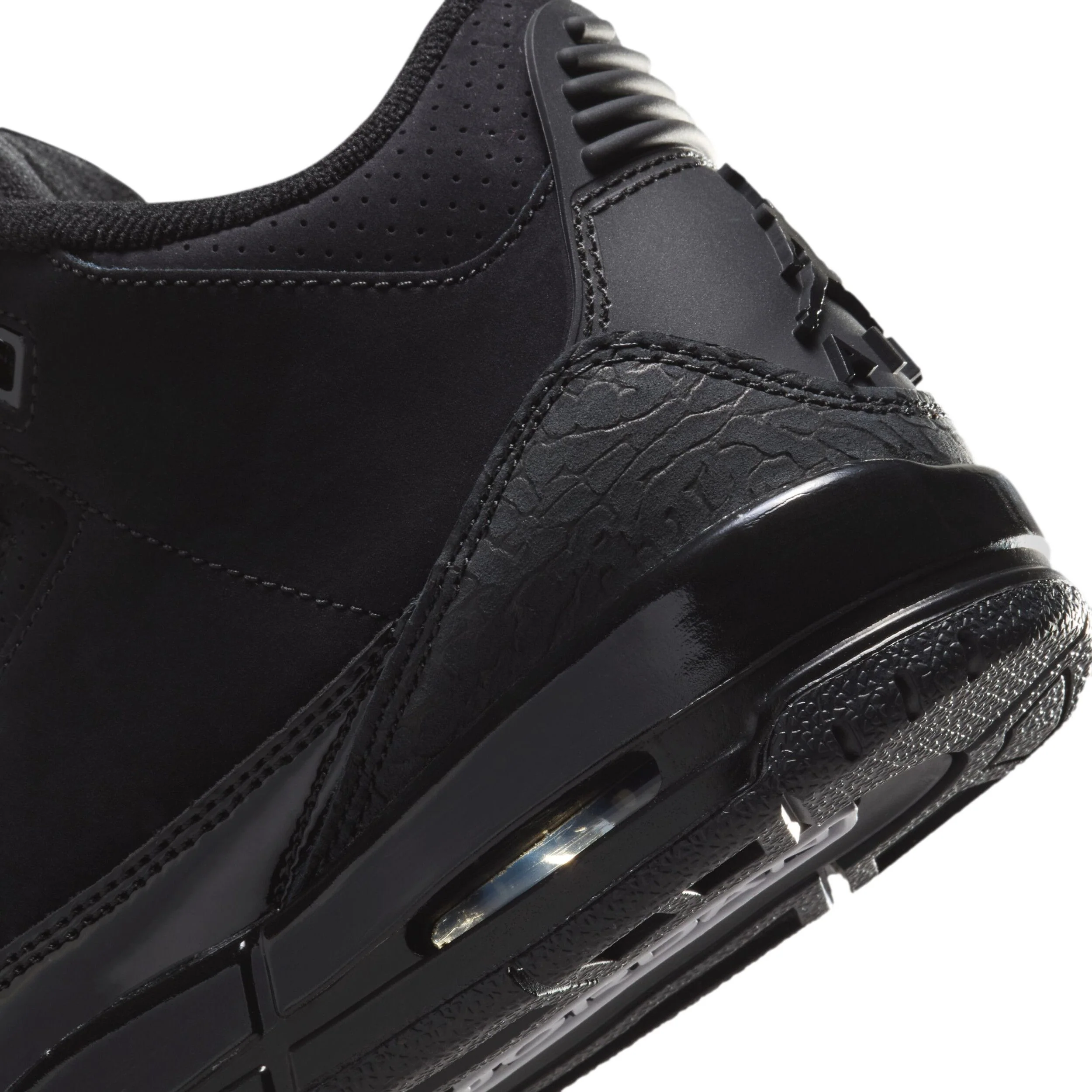 Air Jordan 3 Retro (Big Kid) - Image 8