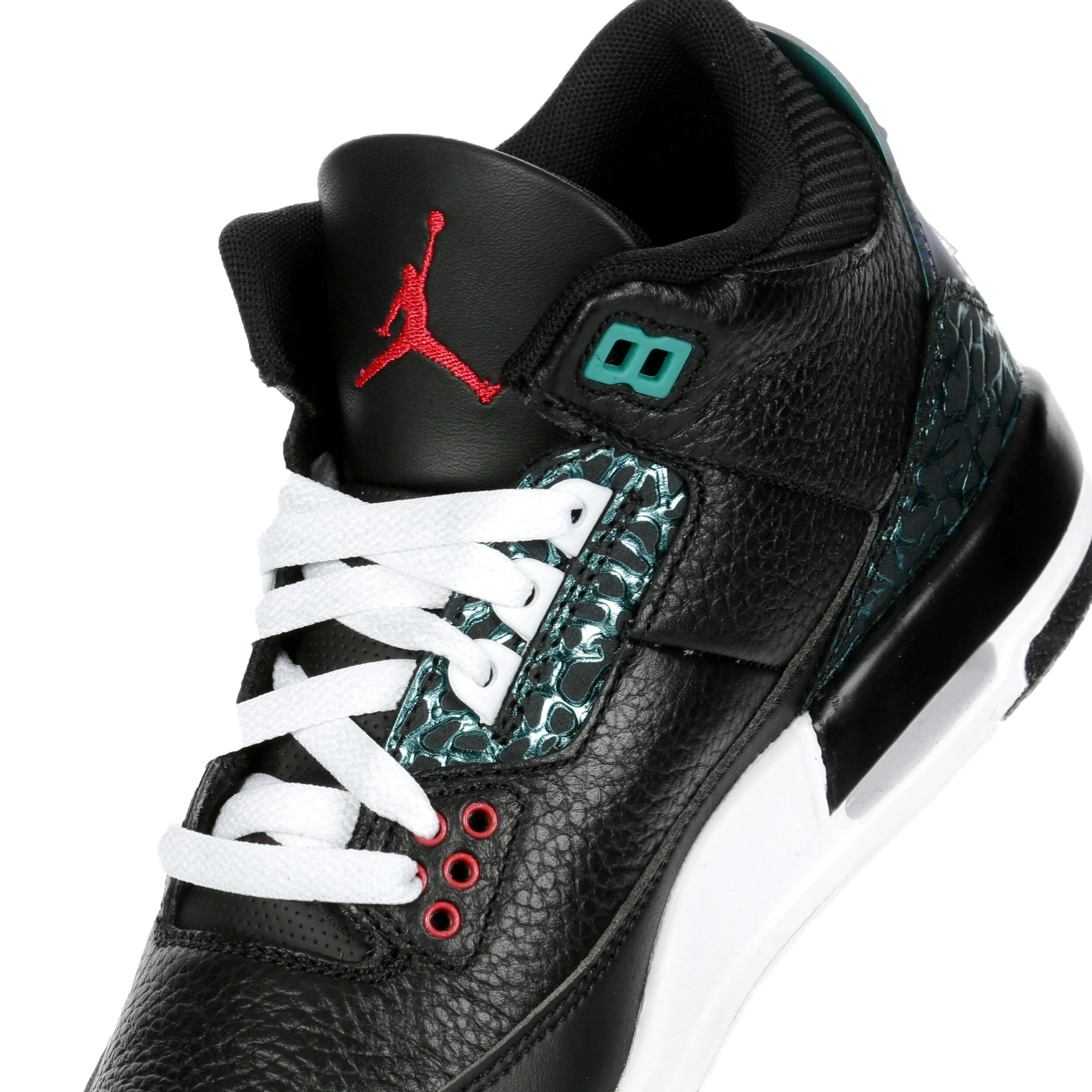 Air Jordan 3 Retro (Big Kid) - Image 8
