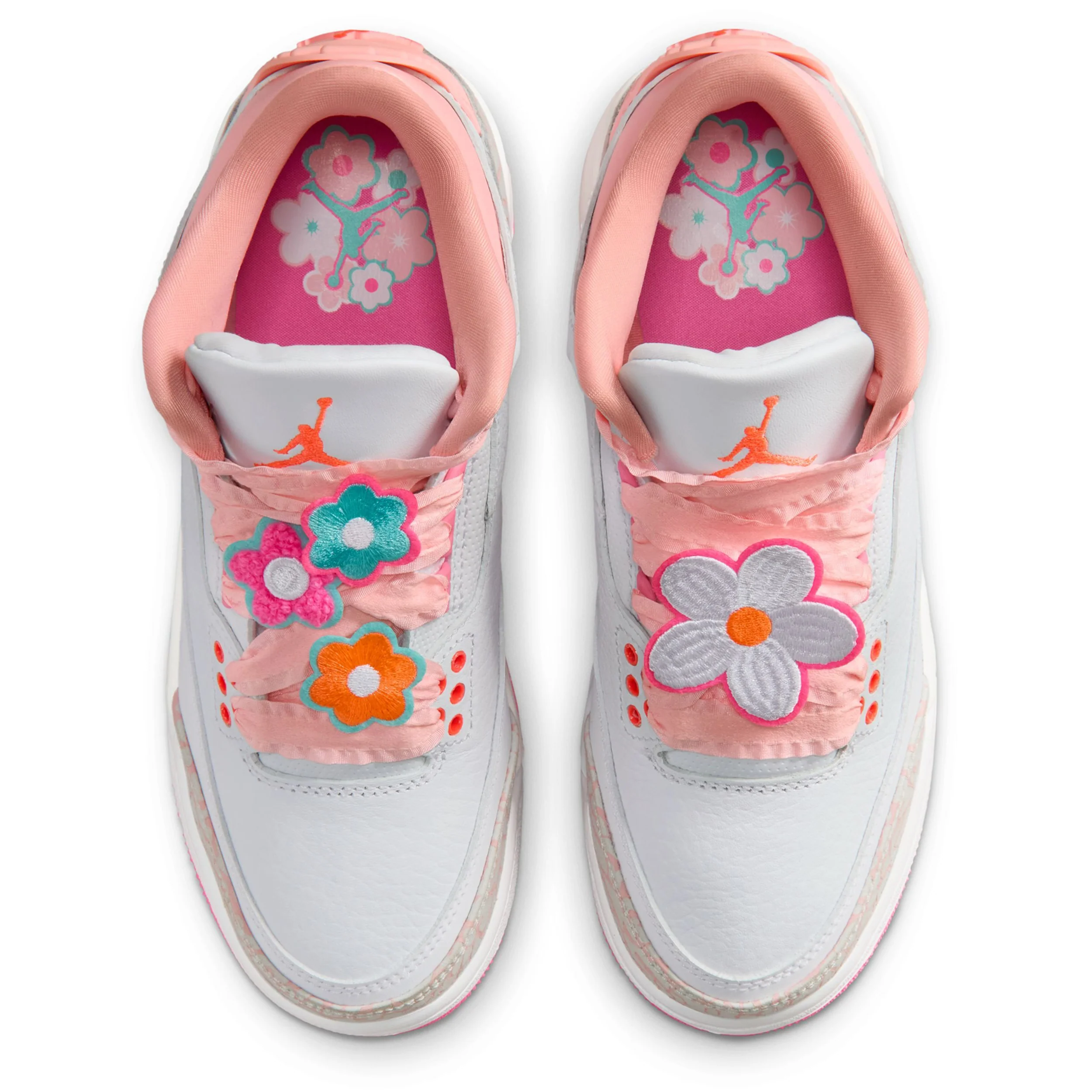 Air Jordan 3 Retro (Big Kid) - Image 5