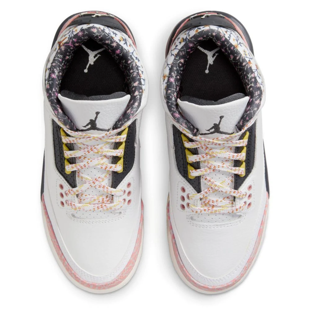 Air Jordan 3 Retro (Big Kid) - Image 5
