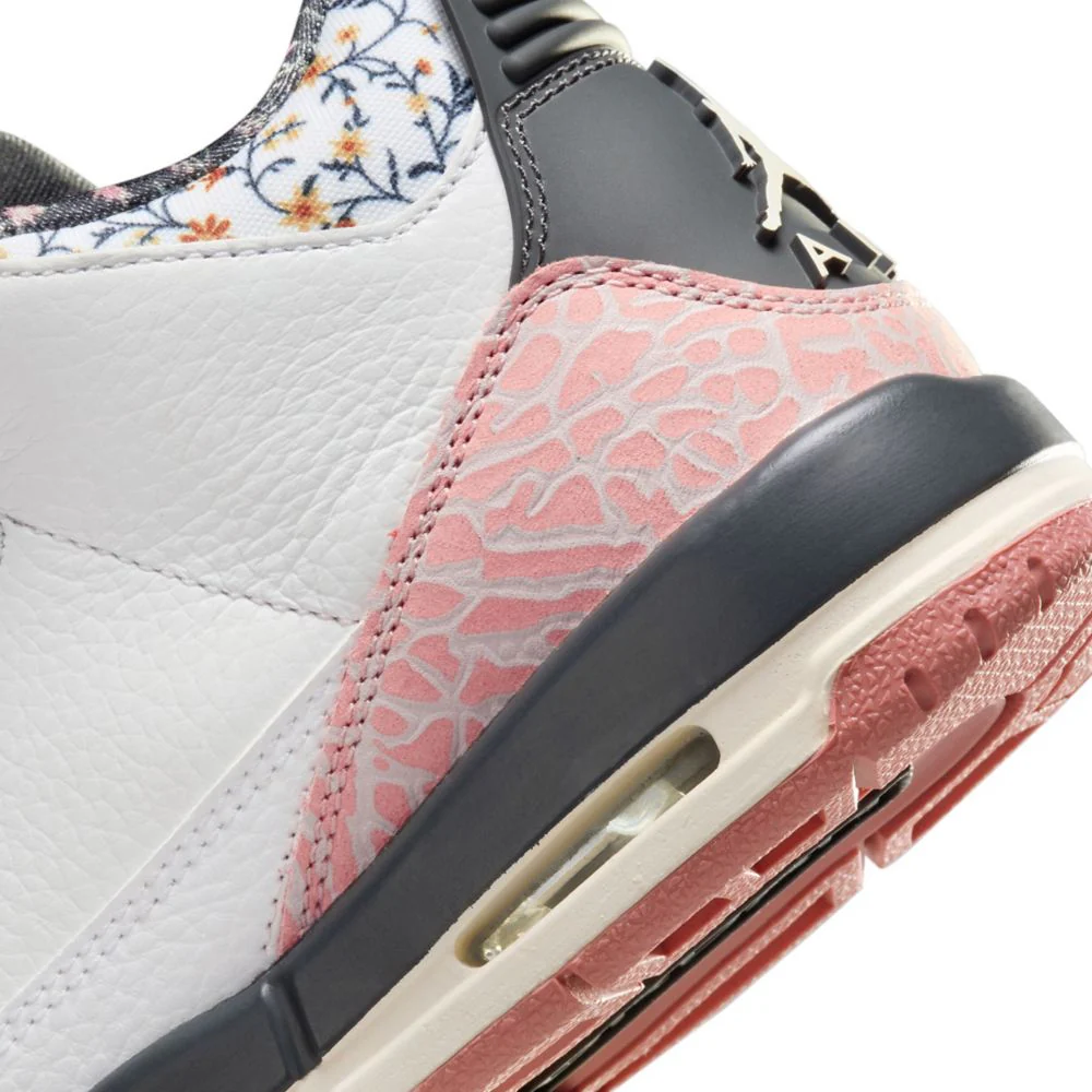 Air Jordan 3 Retro (Big Kid) - Image 8