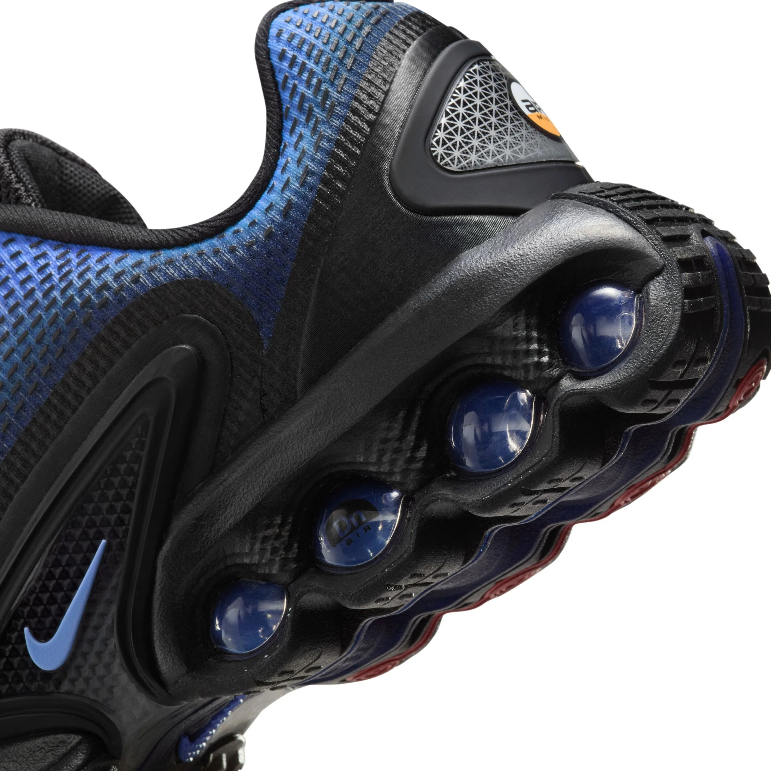 Air Max Dn (Big Kid) - Image 9