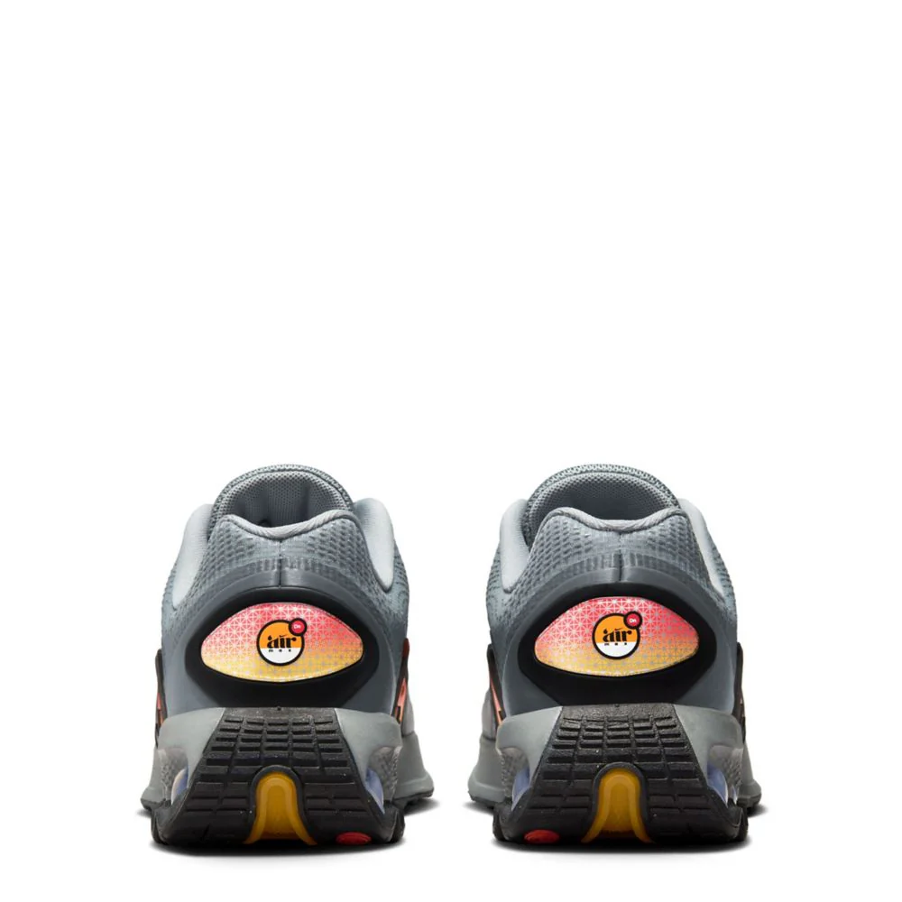 Air Max Dn (Big Kid) - Image 4