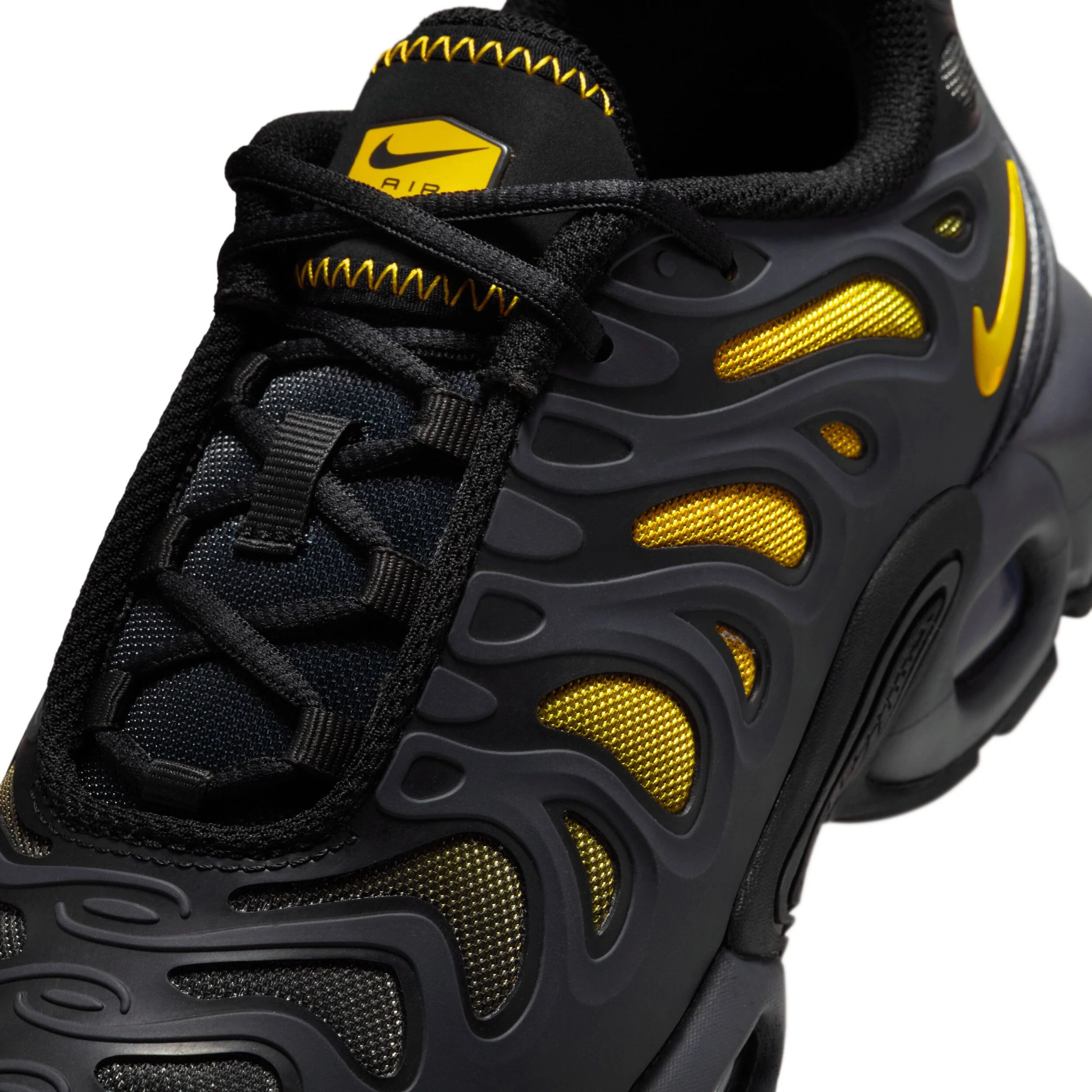 Air Max Plus Drift (Big Kid) - Image 6