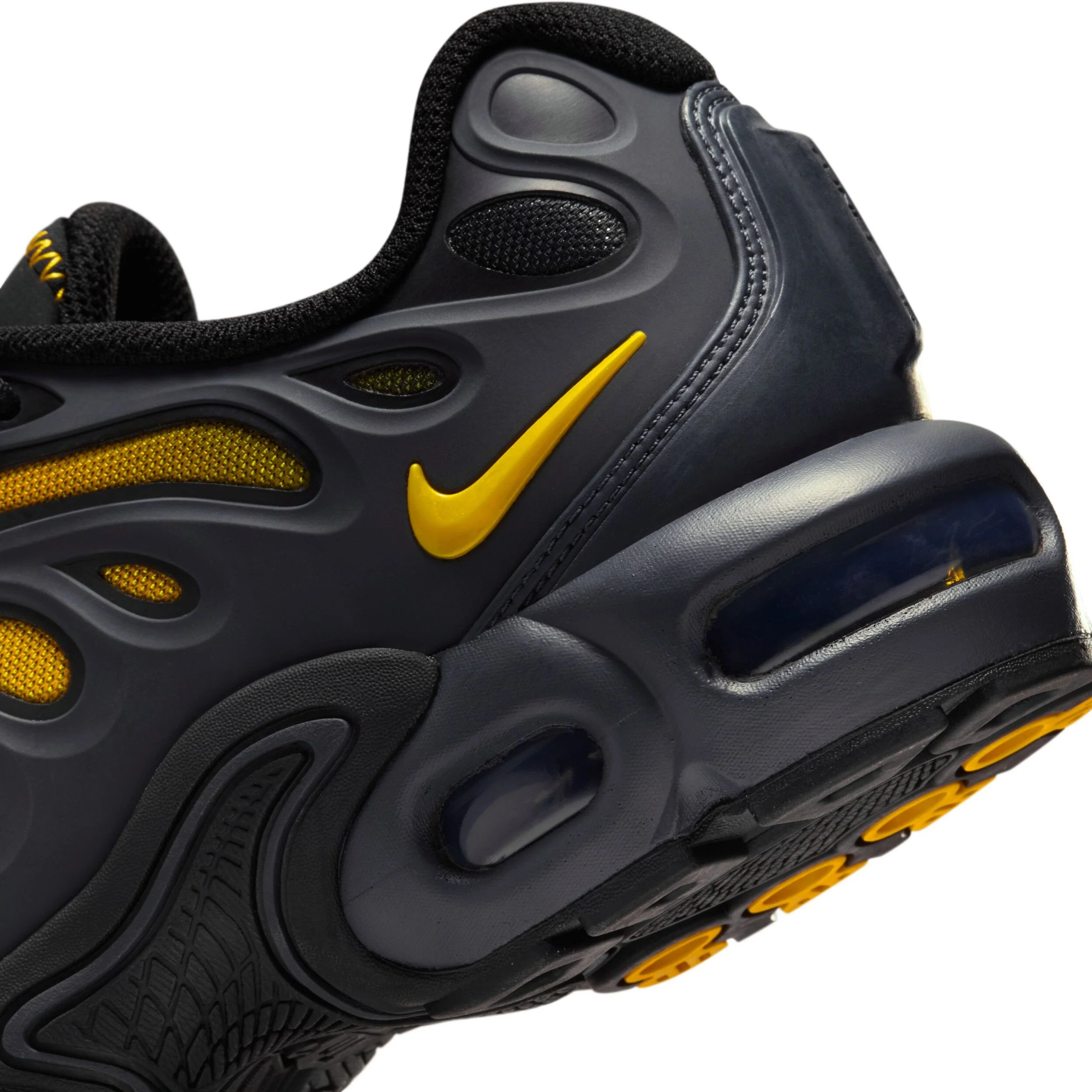 Air Max Plus Drift (Big Kid) - Image 7