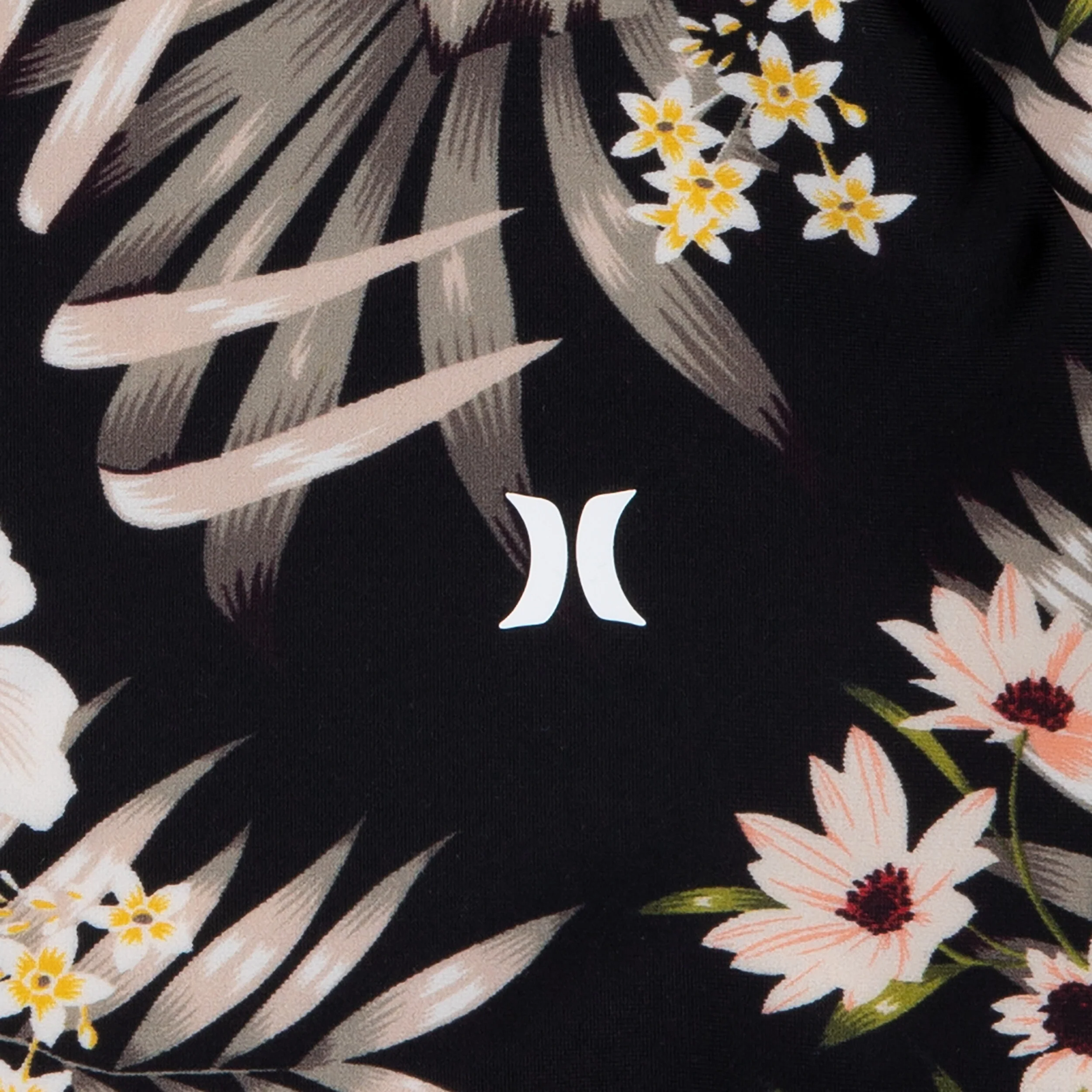 Carissa Moore Highland Tropic Rashguard (Big Kid) - Image 3