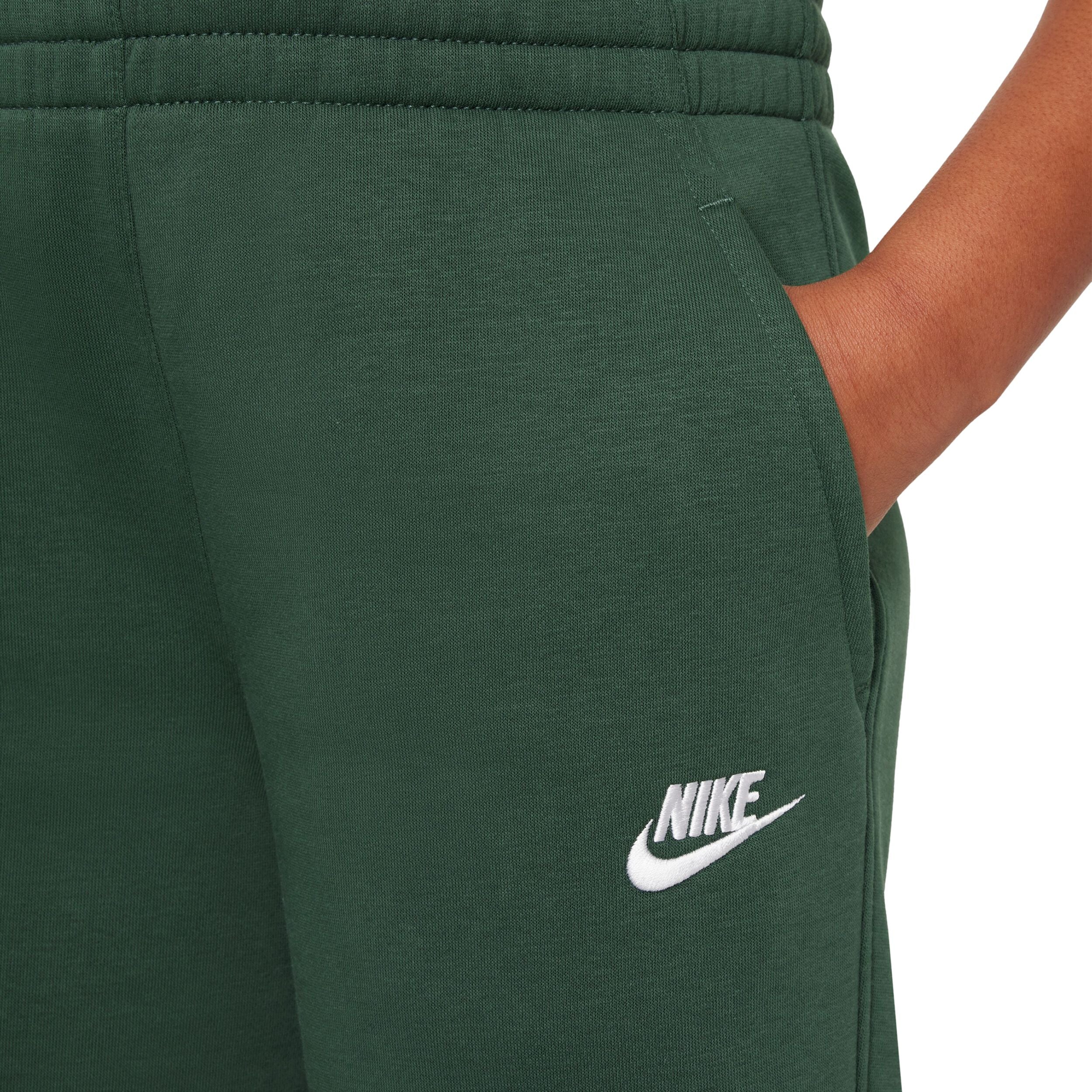 Club Fleece Jogger (Big Kid) - Image 3