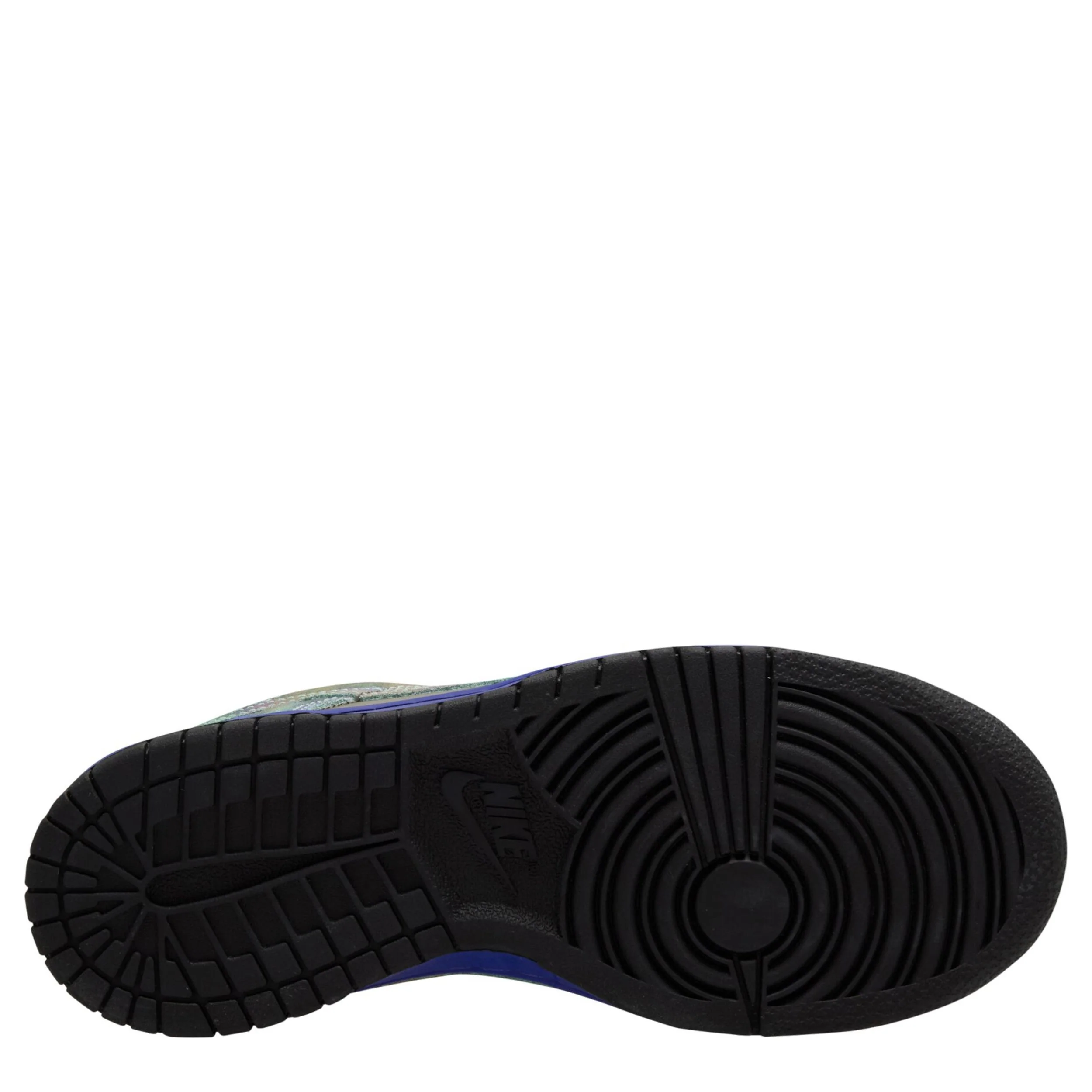 Dunk Low (Big Kid) - Image 4
